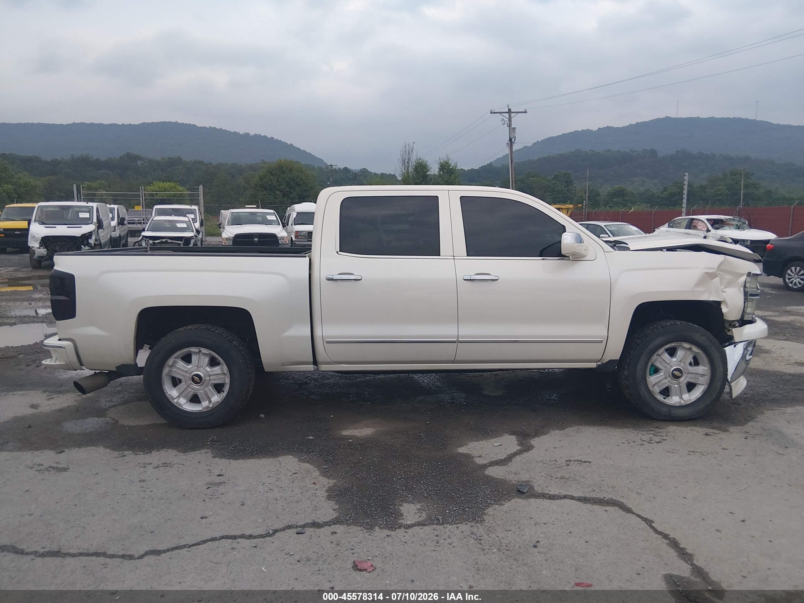 2015 Chevrolet Silverado 1500 Ltz White vin: 3GCUKSEC8FG123043