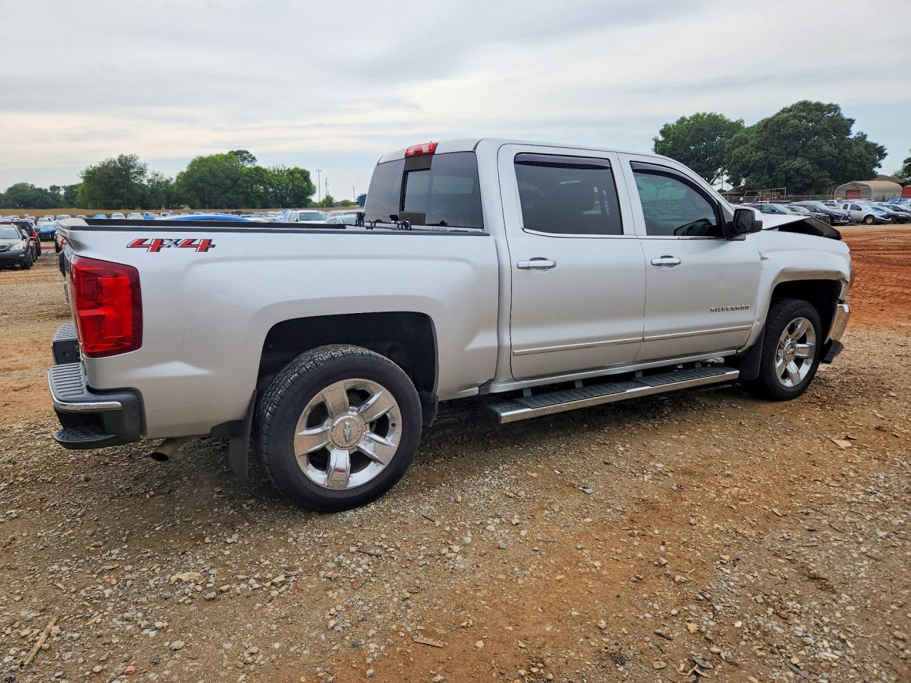 2018 Chevrolet Silverado K1500 Ltz Silver vin: 3GCUKSEC9JG427071