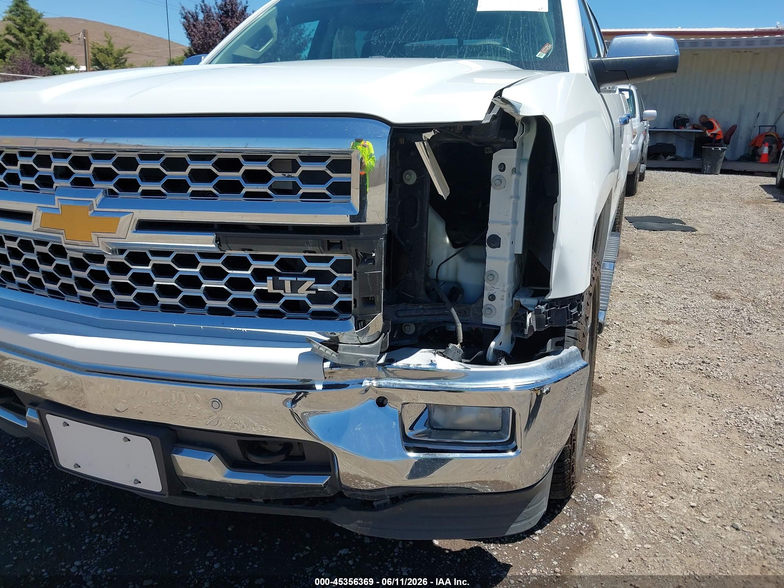 2015 Chevrolet Silverado 1500 Ltz White vin: 3GCUKSECXFG112433