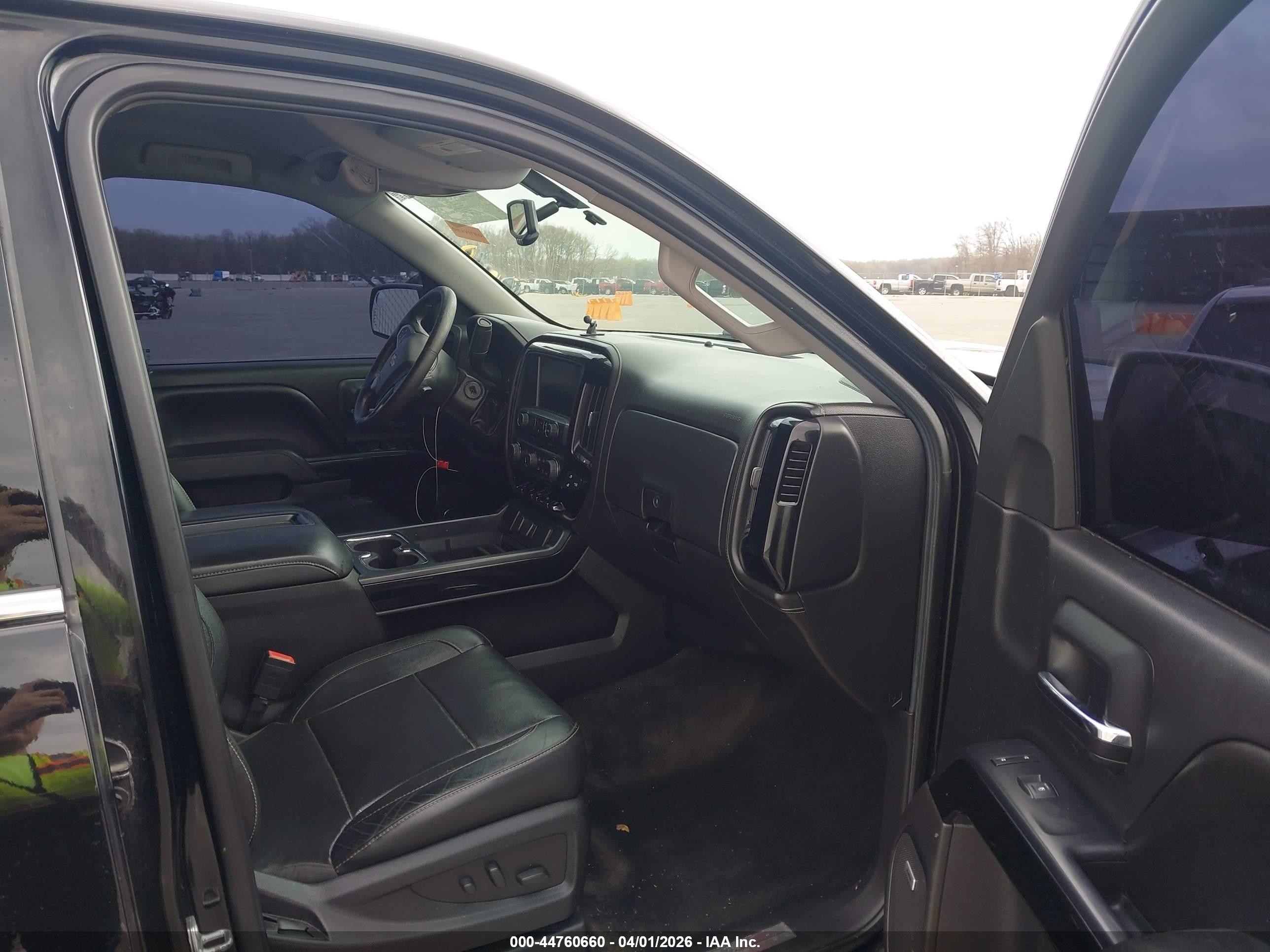 2015 Chevrolet Silverado 1500 2lz Черный vin: 3GCUKSEJ2FG442498