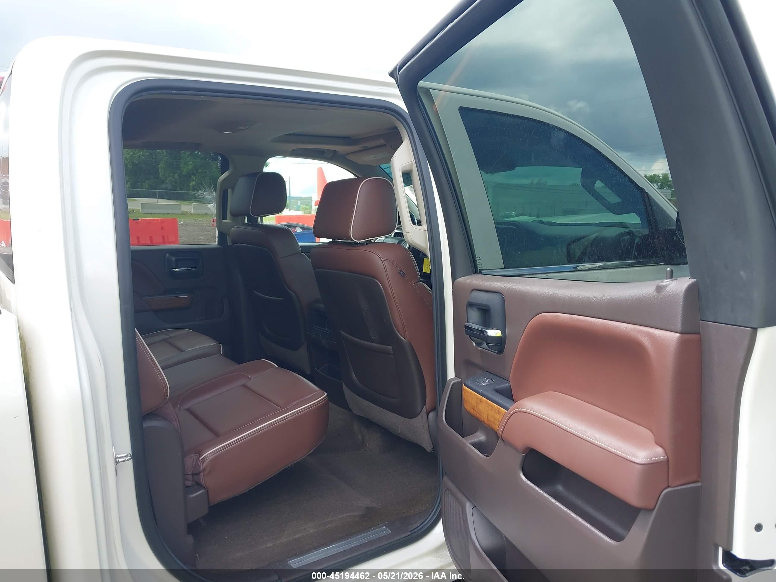 2015 Chevrolet Silverado 1500 High Country Белый vin: 3GCUKTEC2FG132746