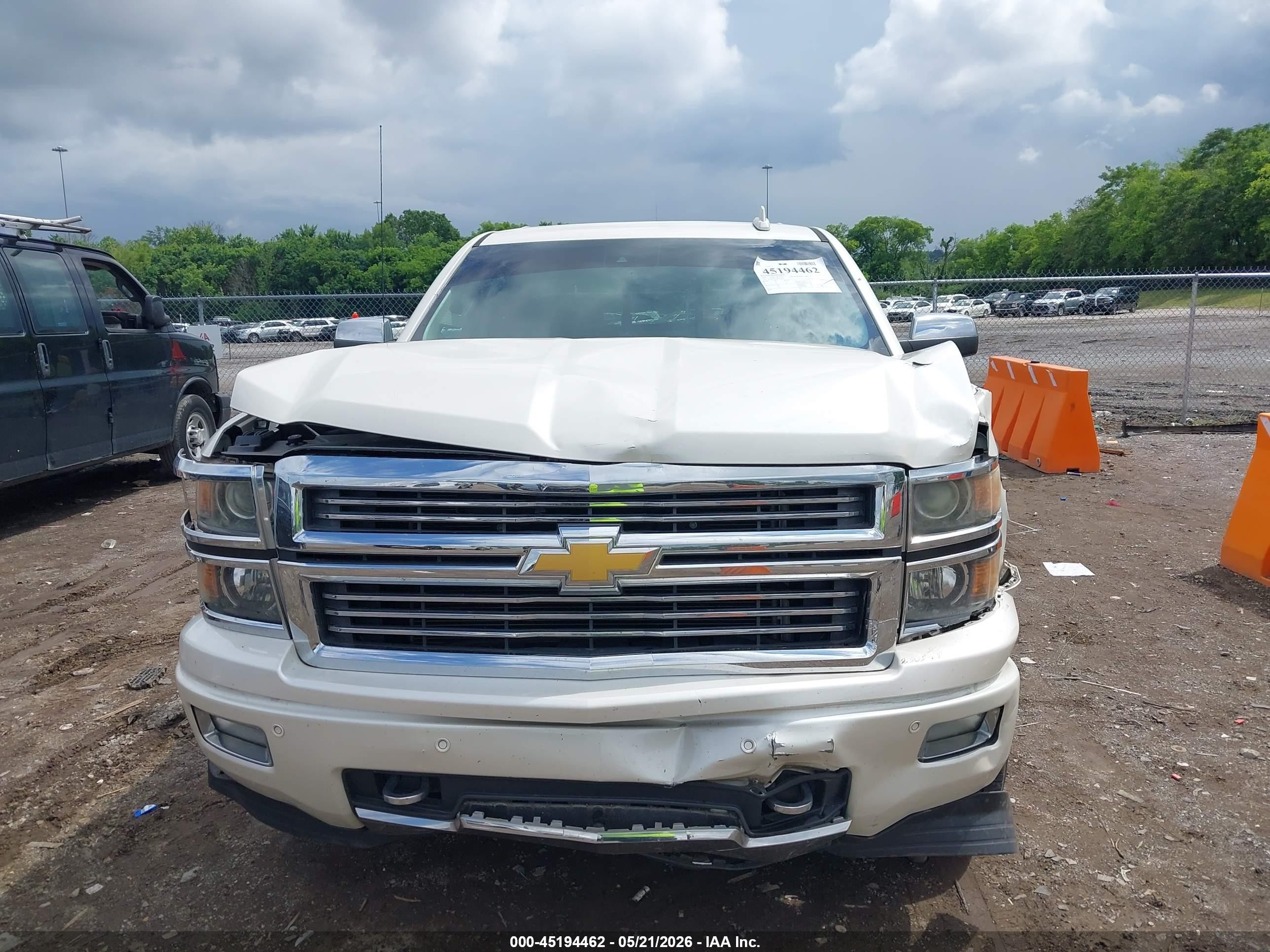 2015 Chevrolet Silverado 1500 High Country Белый vin: 3GCUKTEC2FG132746