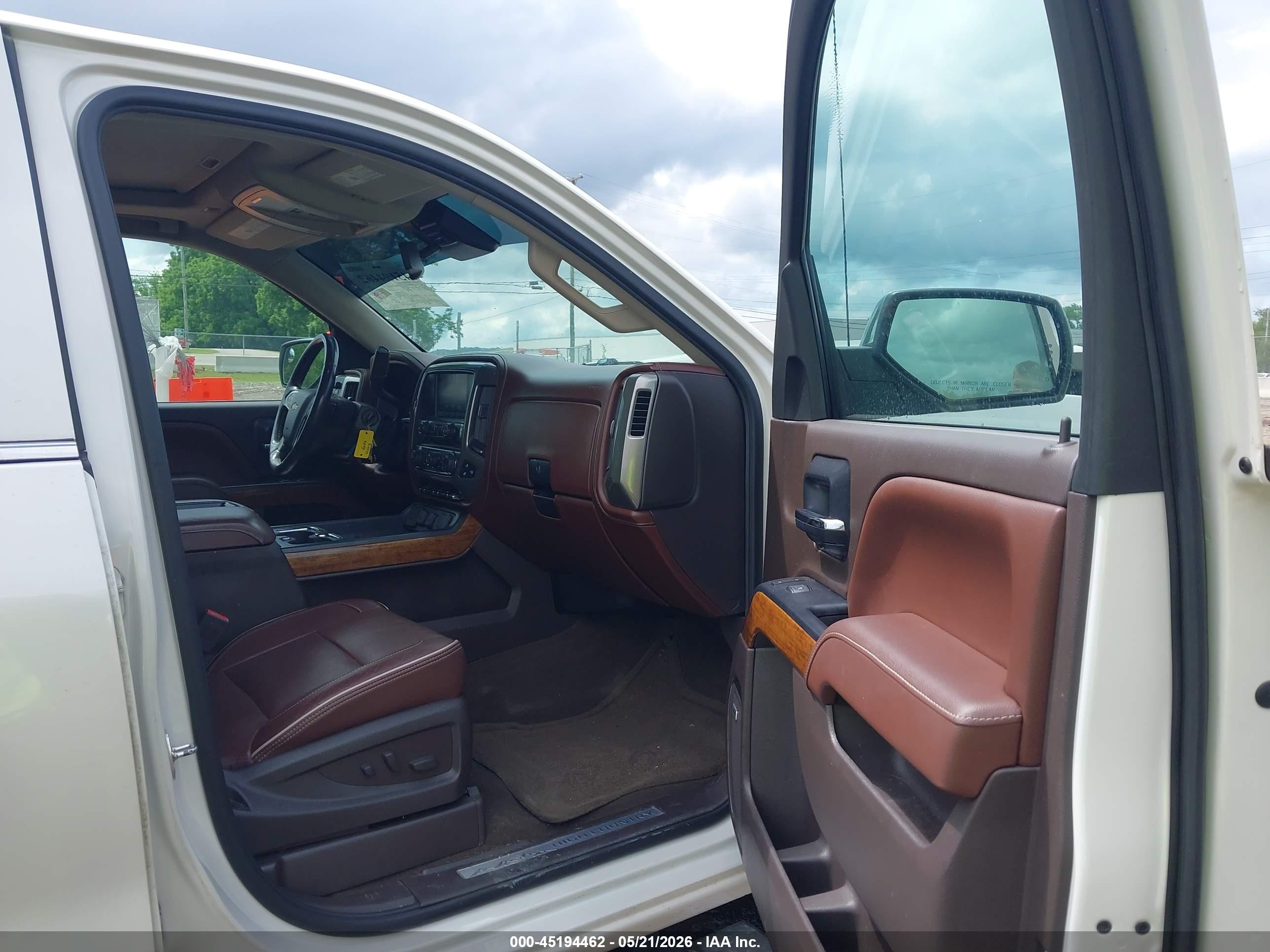 2015 Chevrolet Silverado 1500 High Country Белый vin: 3GCUKTEC2FG132746