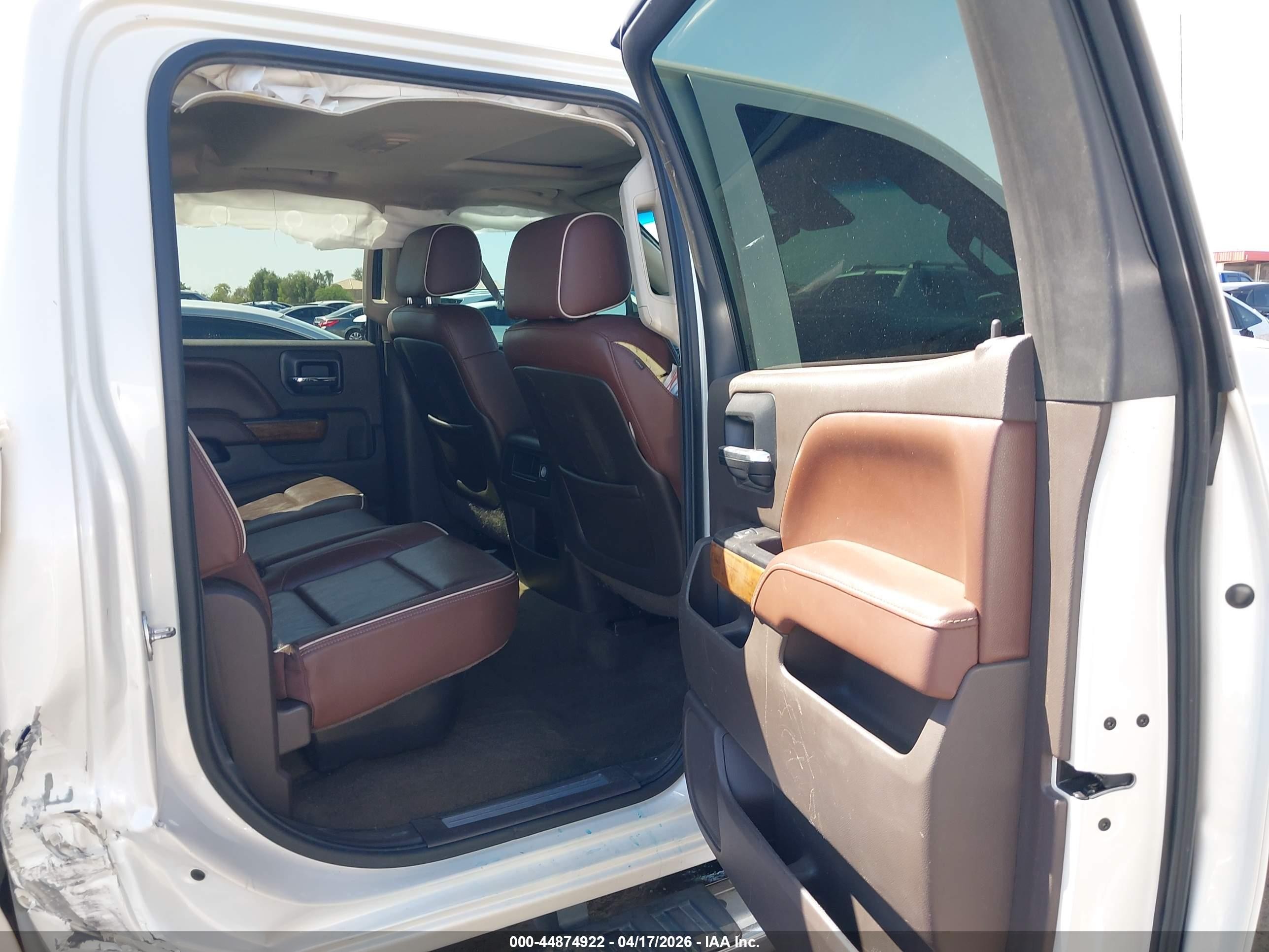 2015 Chevrolet Silverado 1500 High Country White vin: 3GCUKTEC2FG399448