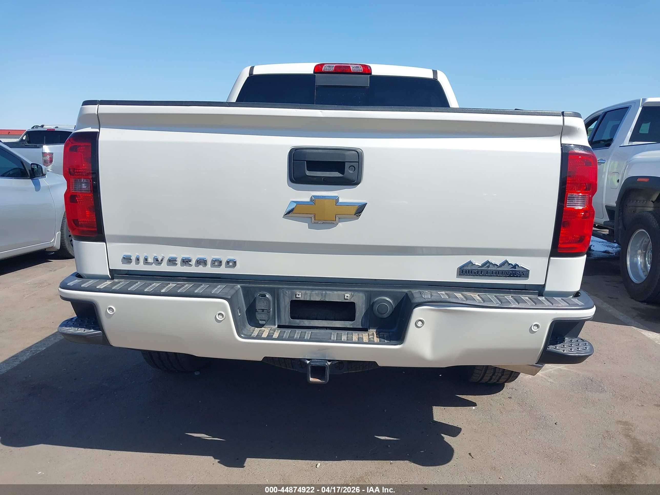 2015 Chevrolet Silverado 1500 High Country White vin: 3GCUKTEC2FG399448