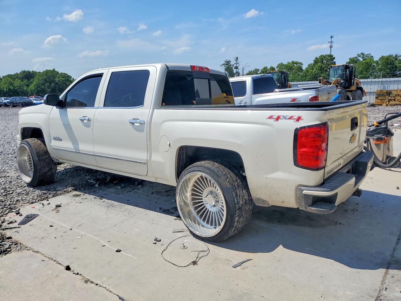 2015 Chevrolet Silverado K1500 High Country White vin: 3GCUKTEC5FG312464