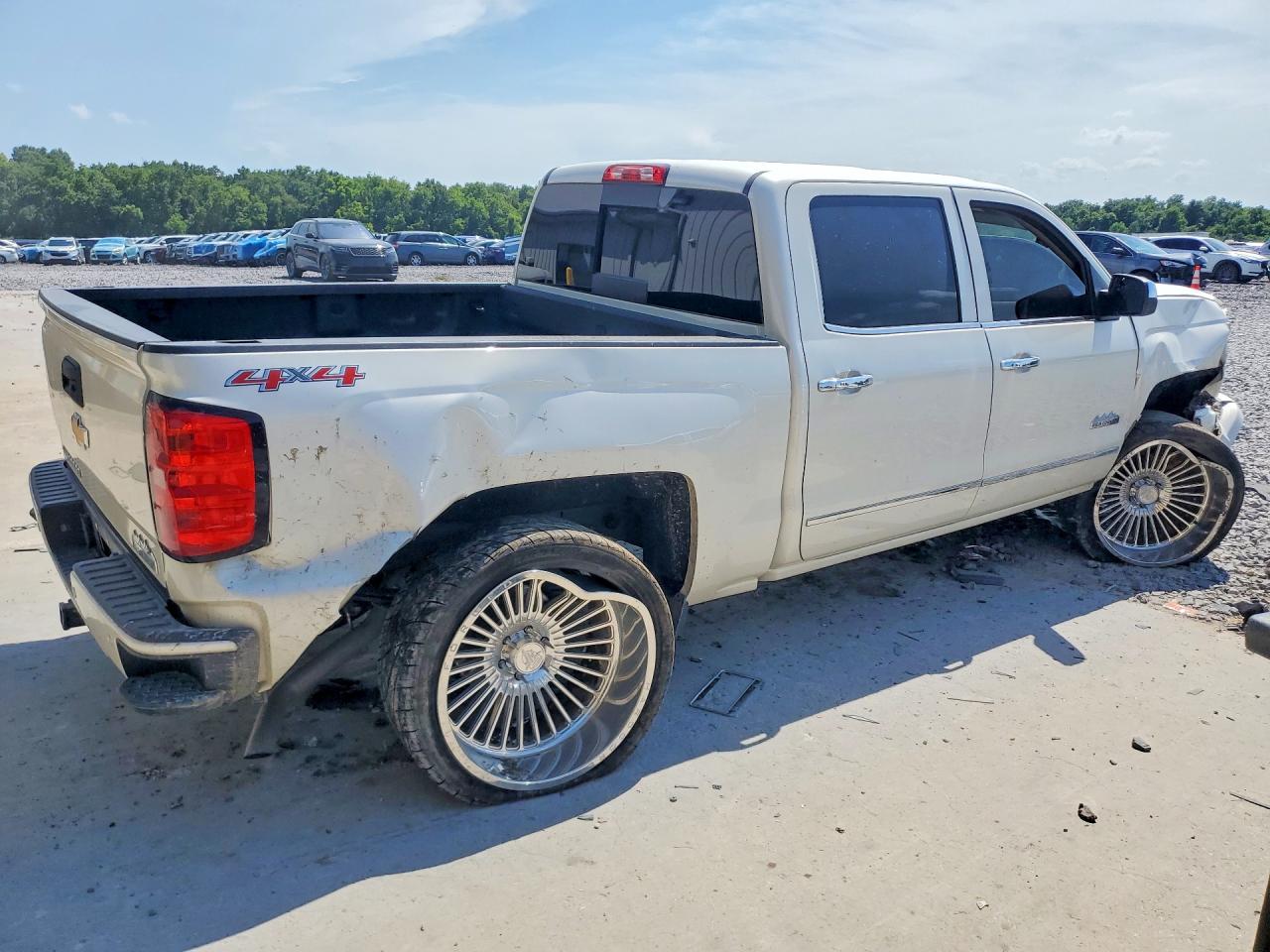 2015 Chevrolet Silverado K1500 High Country White vin: 3GCUKTEC5FG312464