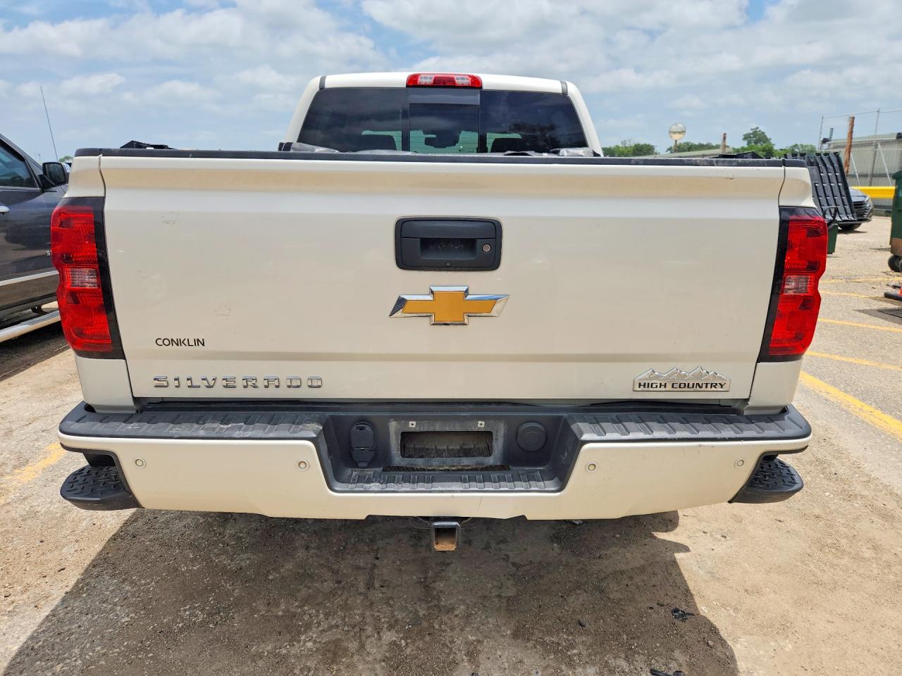 2015 Chevrolet Silverado K1500 High Country White vin: 3GCUKTEC6FG390722