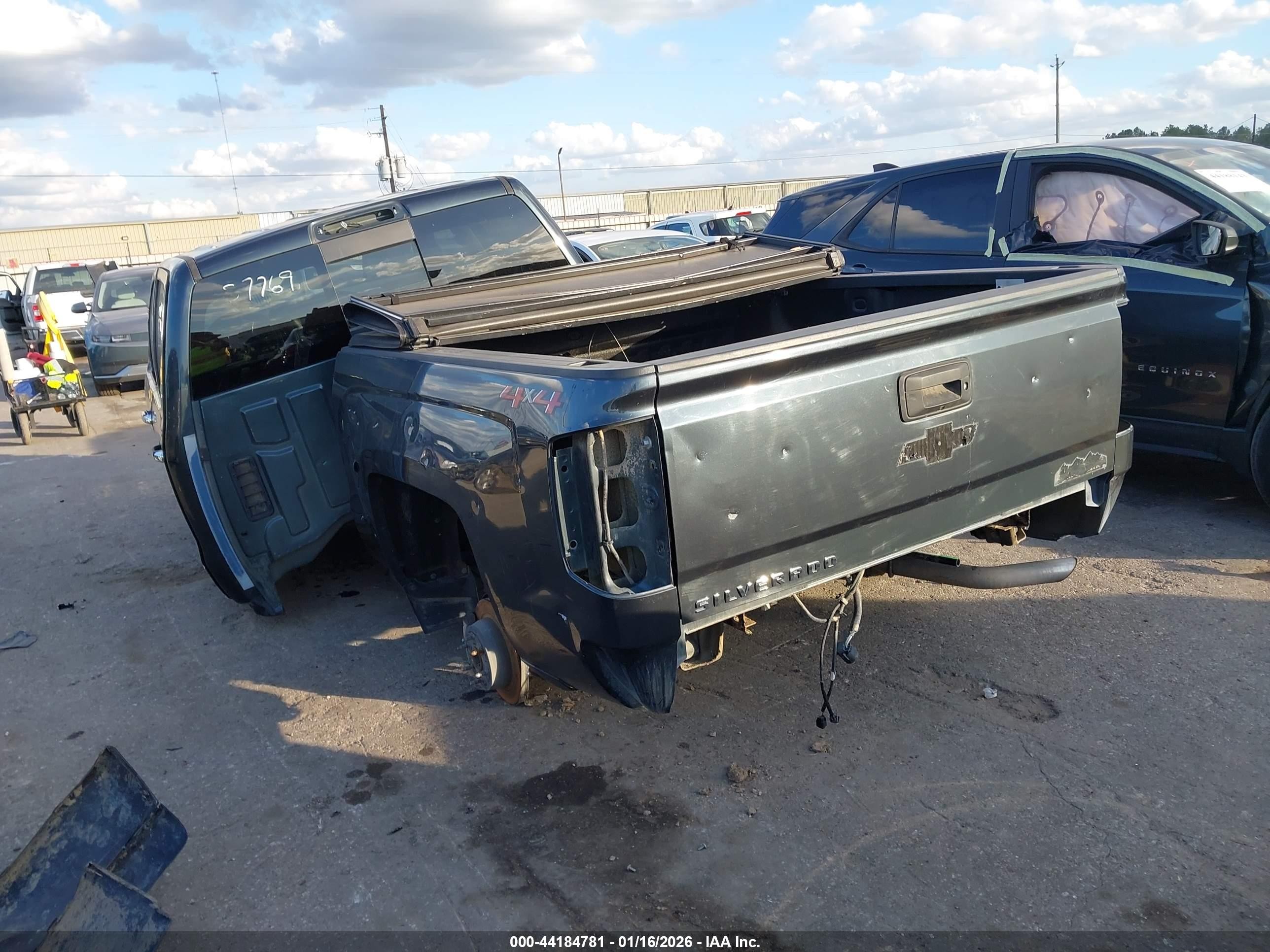 2018 Chevrolet Silverado 1500   Gray vin: 3GCUKTEJ6JG186932