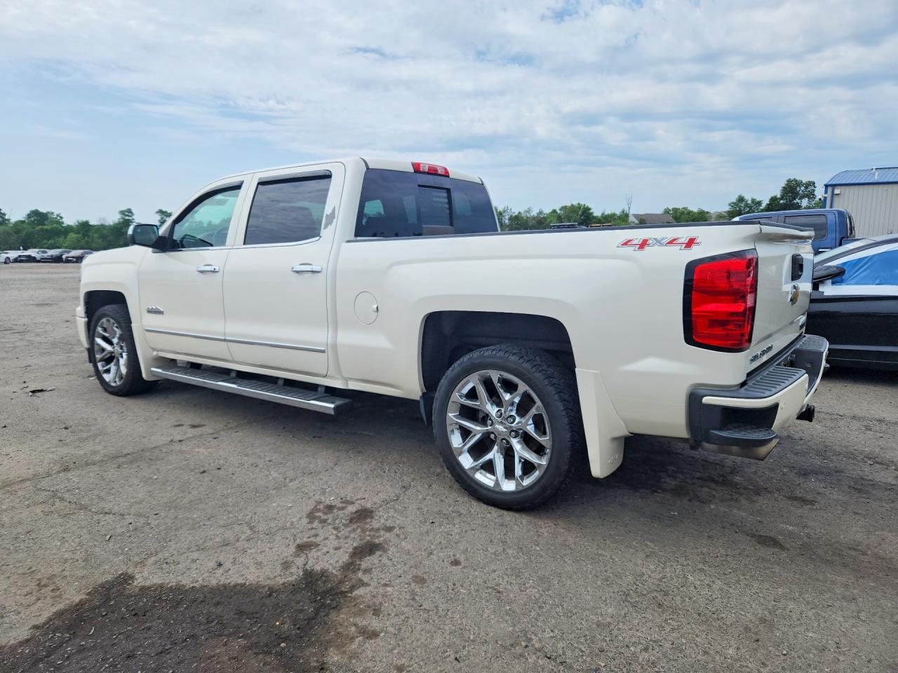 2015 Chevrolet Silverado K1500 High Country White vin: 3GCUKTEJ9FG200510