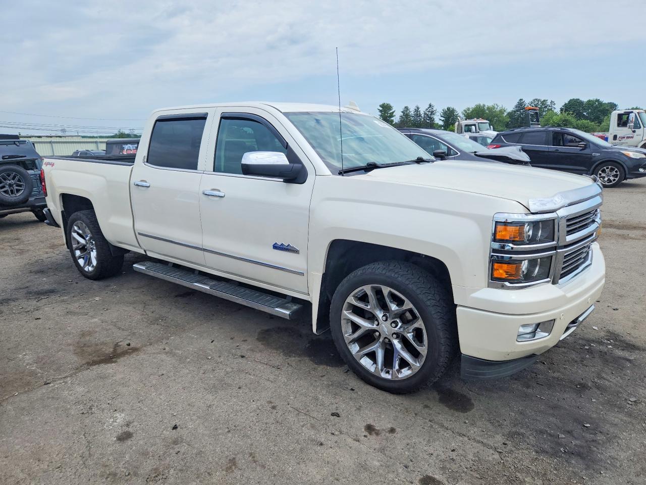 2015 Chevrolet Silverado K1500 High Country White vin: 3GCUKTEJ9FG200510