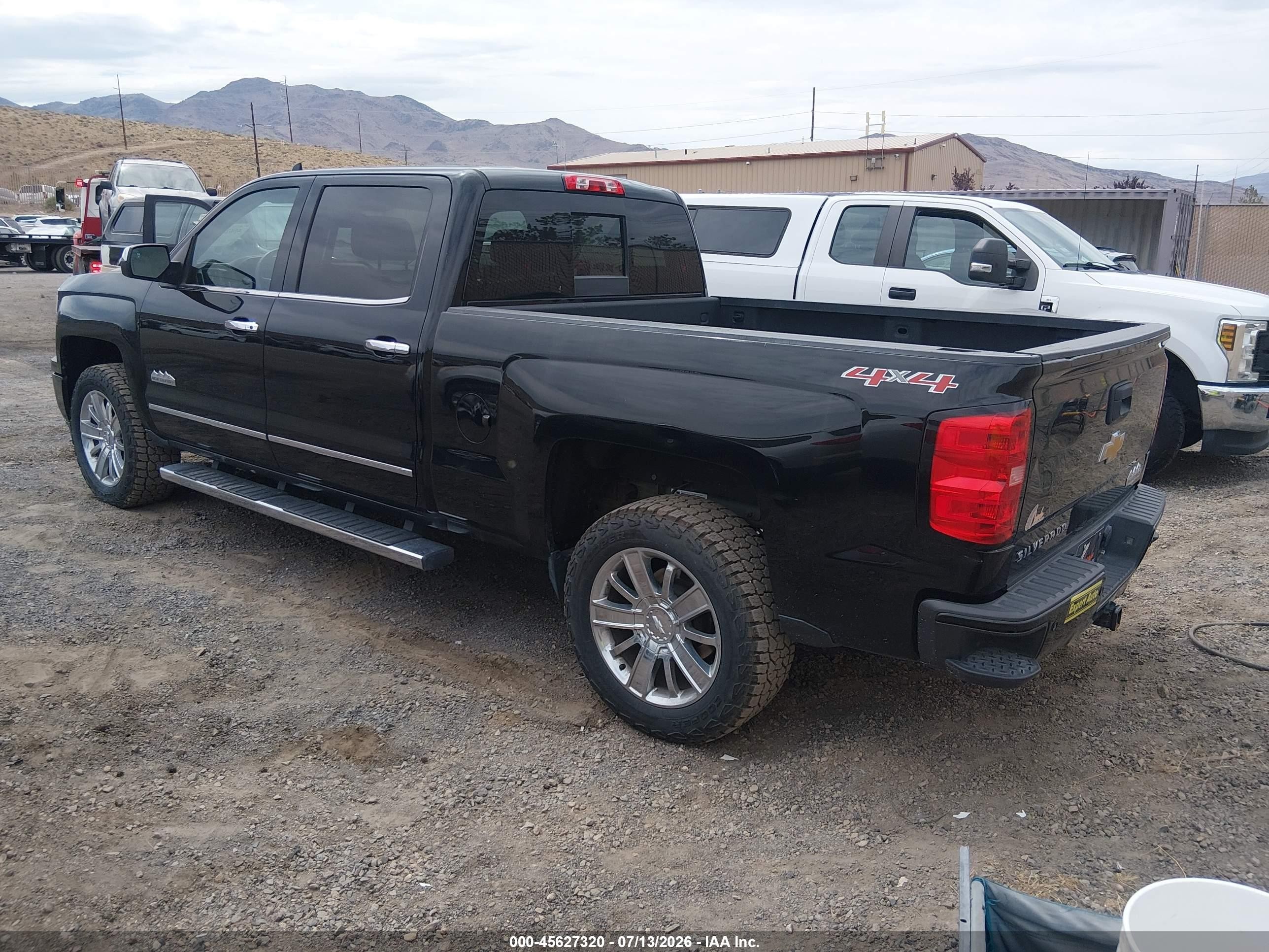 2015 Chevrolet Silverado 1500 High Country Черный vin: 3GCUKTEJXFG498498