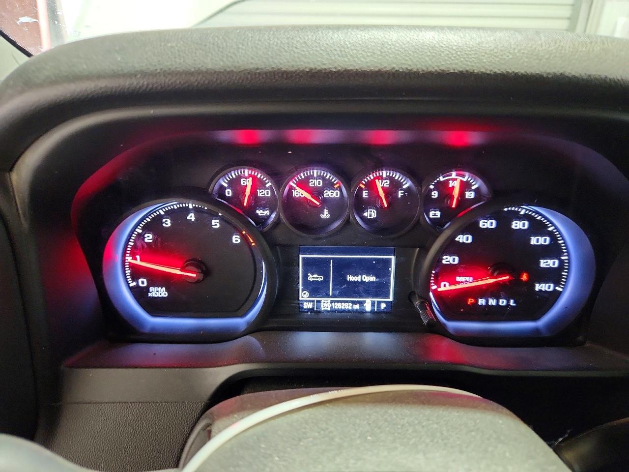 2019 Chevrolet Silverado K1500 Custom White vin: 3GCUYBEF8KG701368