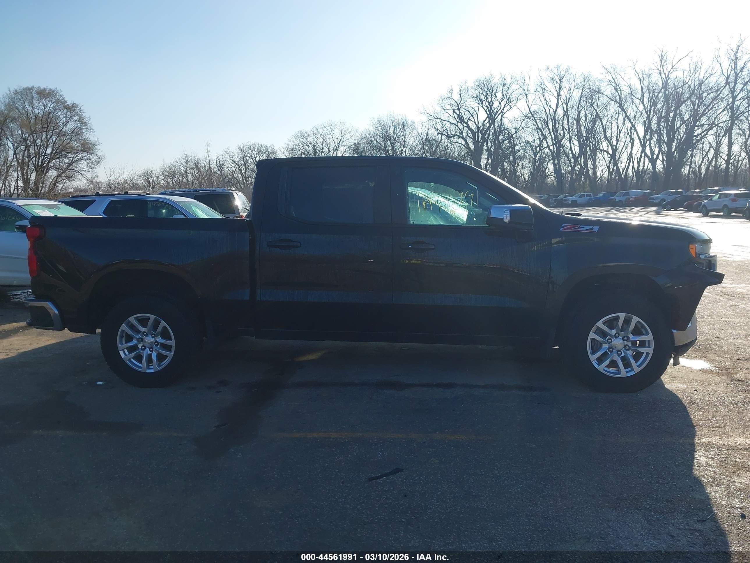 2020 Chevrolet Silverado 1500 4wd  Short Bed Lt Black vin: 3GCUYDED1LG429063