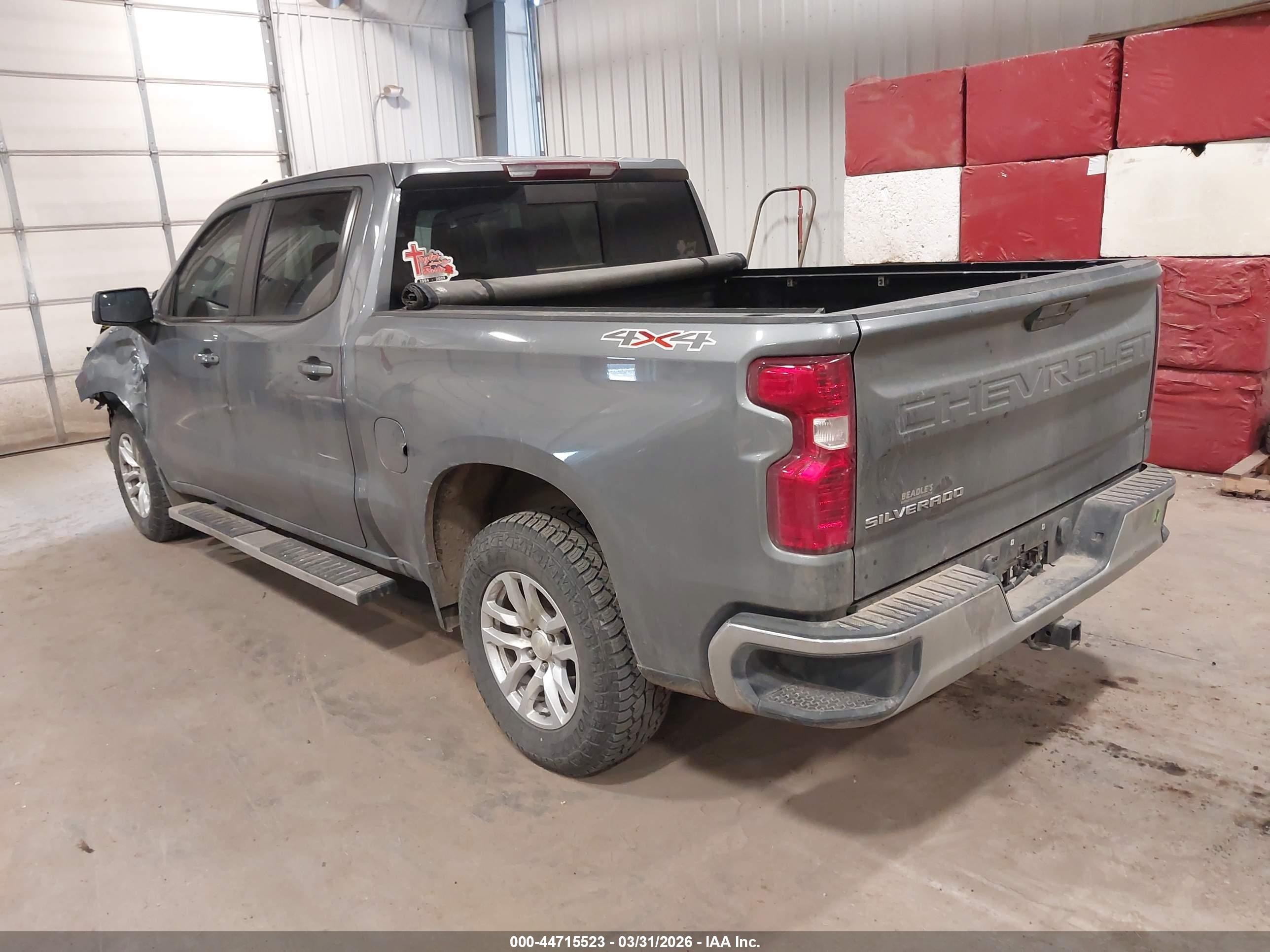 2020 Chevrolet Silverado 1500 4wd  Short Bed Lt Серый vin: 3GCUYDED7LG378202