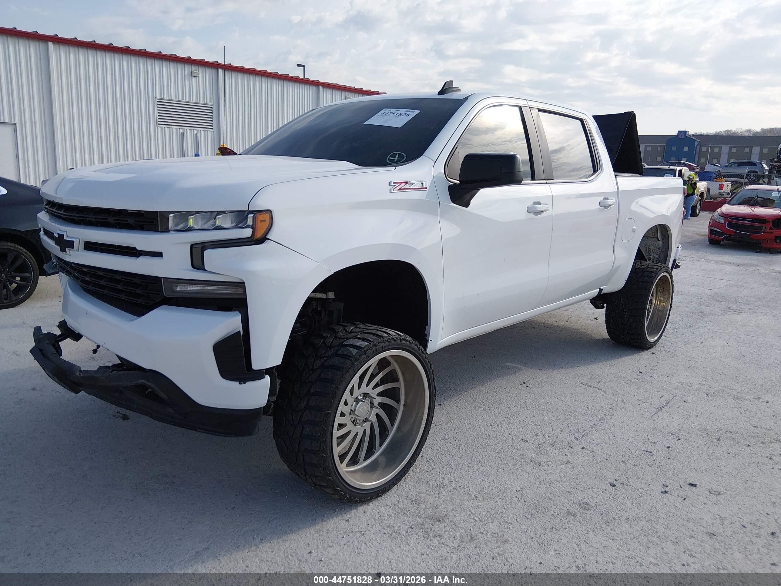 2019 Chevrolet Silverado 1500 Rst Белый vin: 3GCUYEED9KG233215