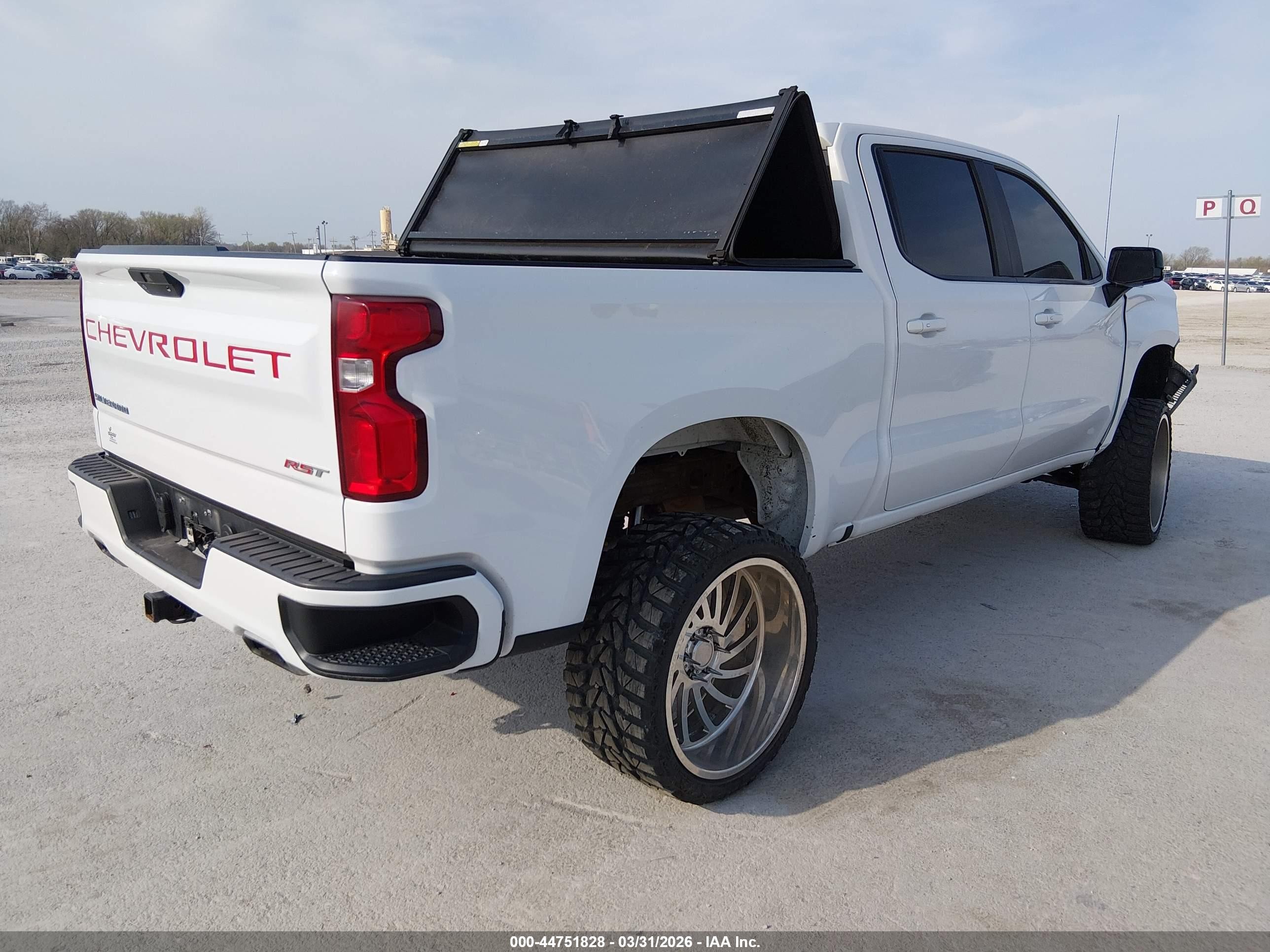 2019 Chevrolet Silverado 1500 Rst Белый vin: 3GCUYEED9KG233215