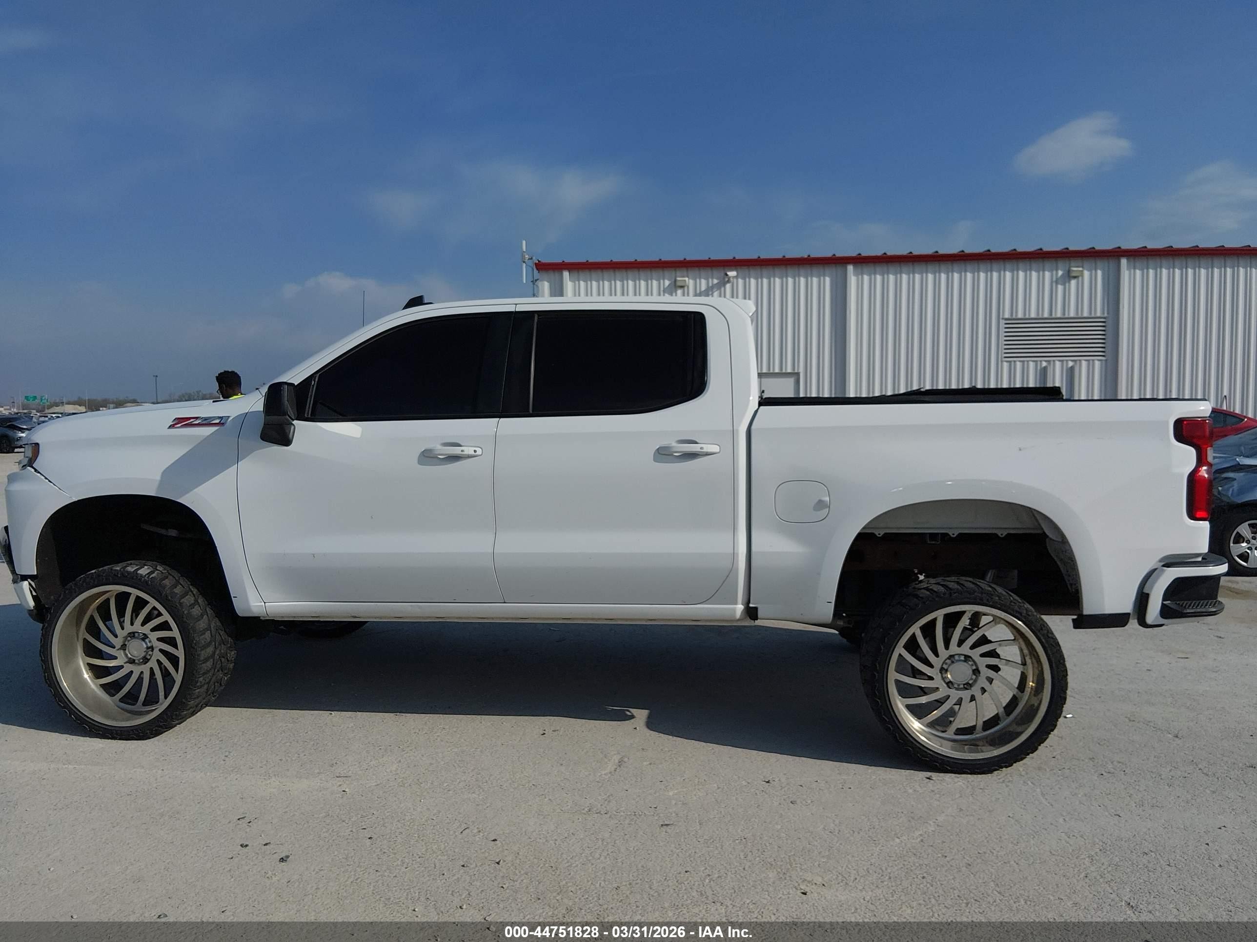 2019 Chevrolet Silverado 1500 Rst Белый vin: 3GCUYEED9KG233215