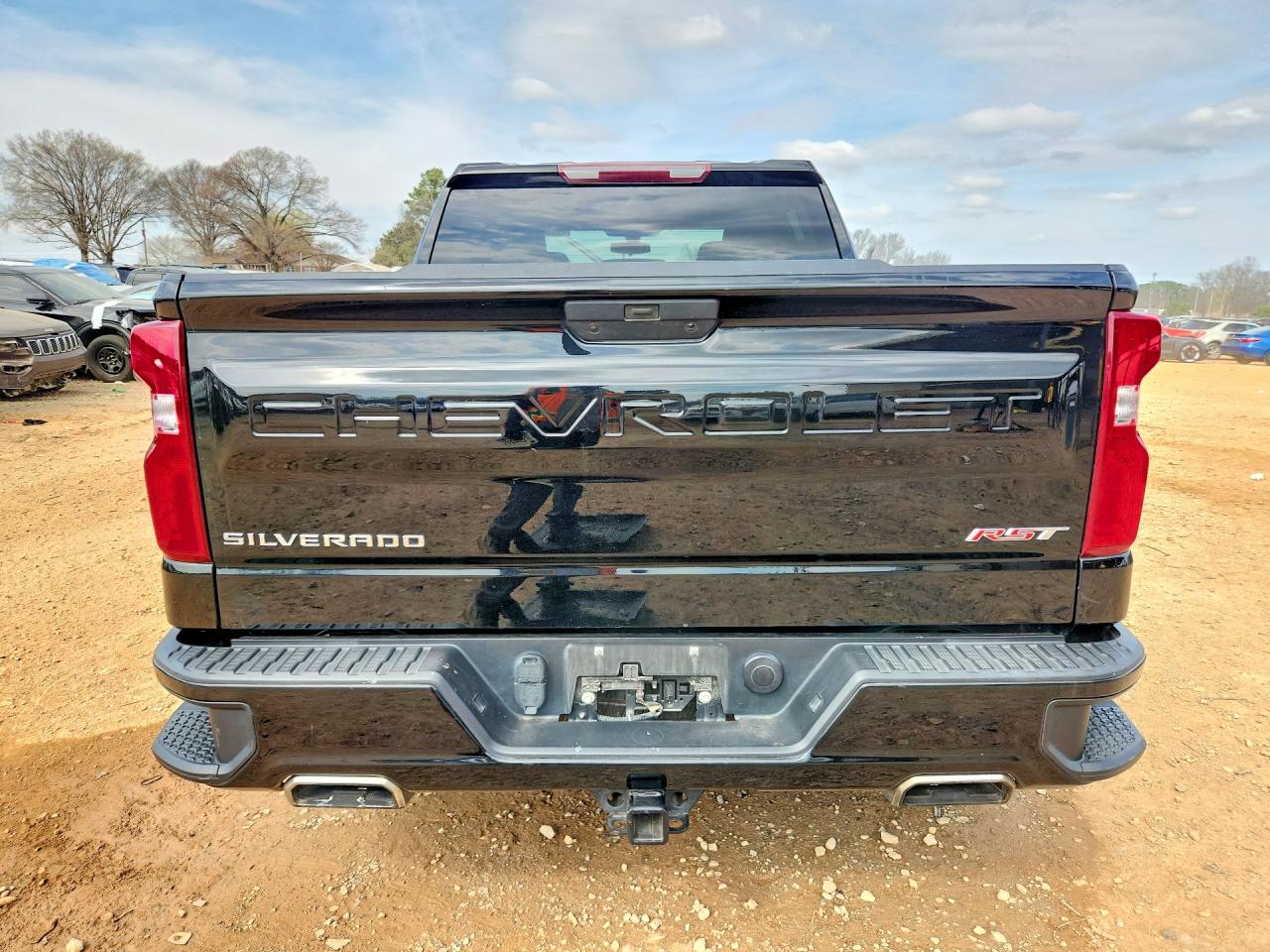 2020 Chevrolet Silverado K1500 Rst Черный vin: 3GCUYEED9LG401906