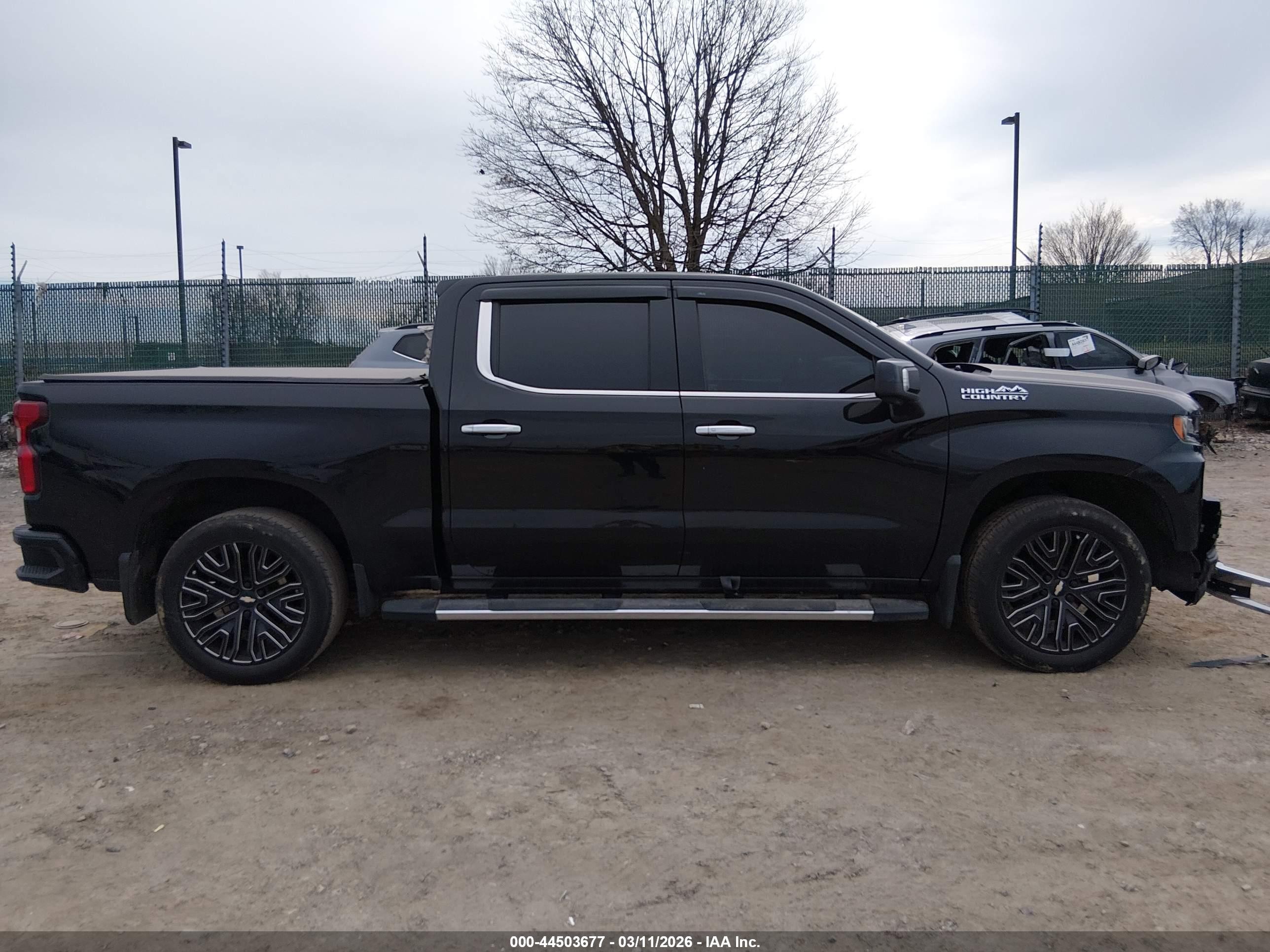 2020 Chevrolet Silverado 1500 4wd  Short Bed High Country Черный vin: 3GCUYHED3LG379287