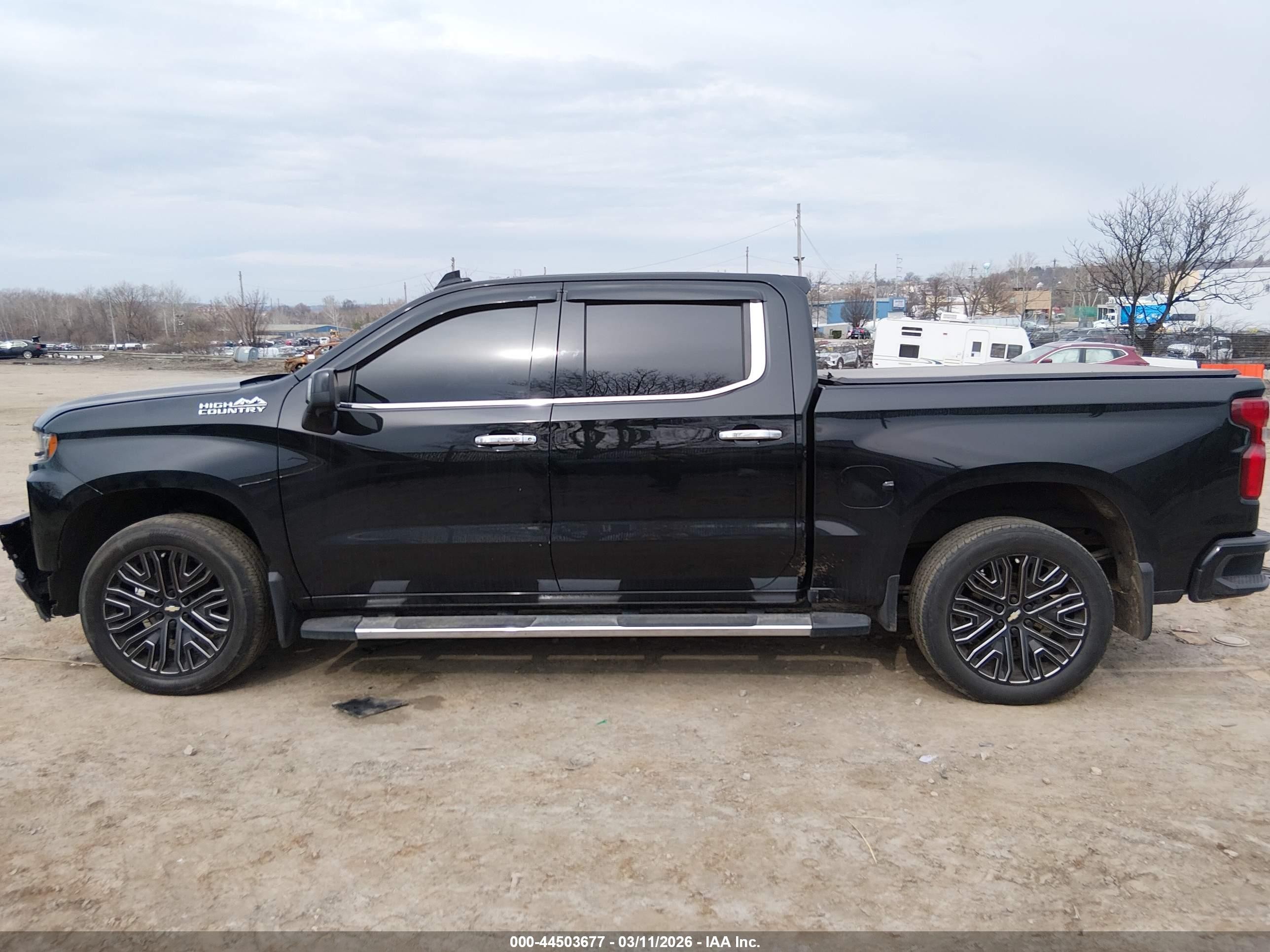 2020 Chevrolet Silverado 1500 4wd  Short Bed High Country Черный vin: 3GCUYHED3LG379287