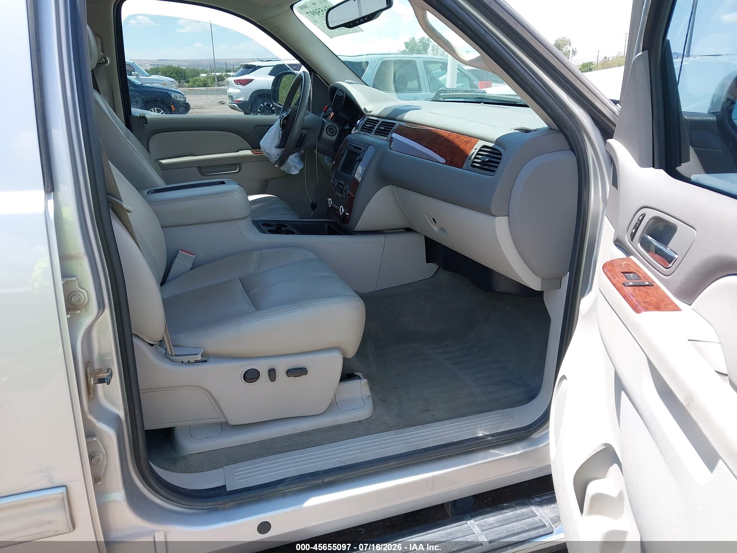 2010 Chevrolet Silverado 1500 Ltz Серебряный vin: 3GCXKTE27AG187626