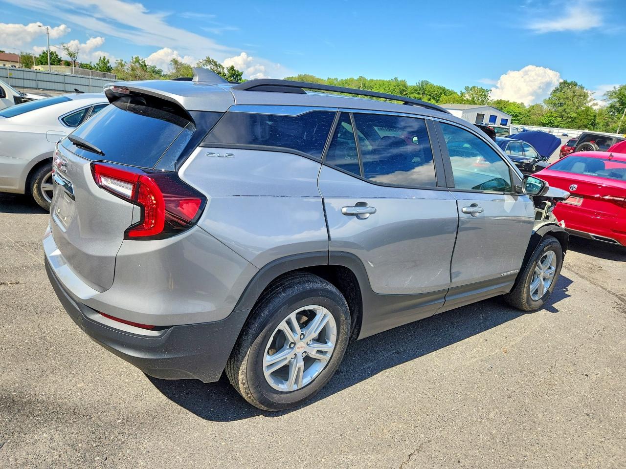 2024 Gmc Terrain Sle Silver vin: 3GKALMEG1RL381175