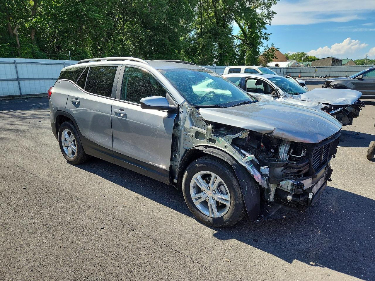 2024 Gmc Terrain Sle Silver vin: 3GKALMEG1RL381175