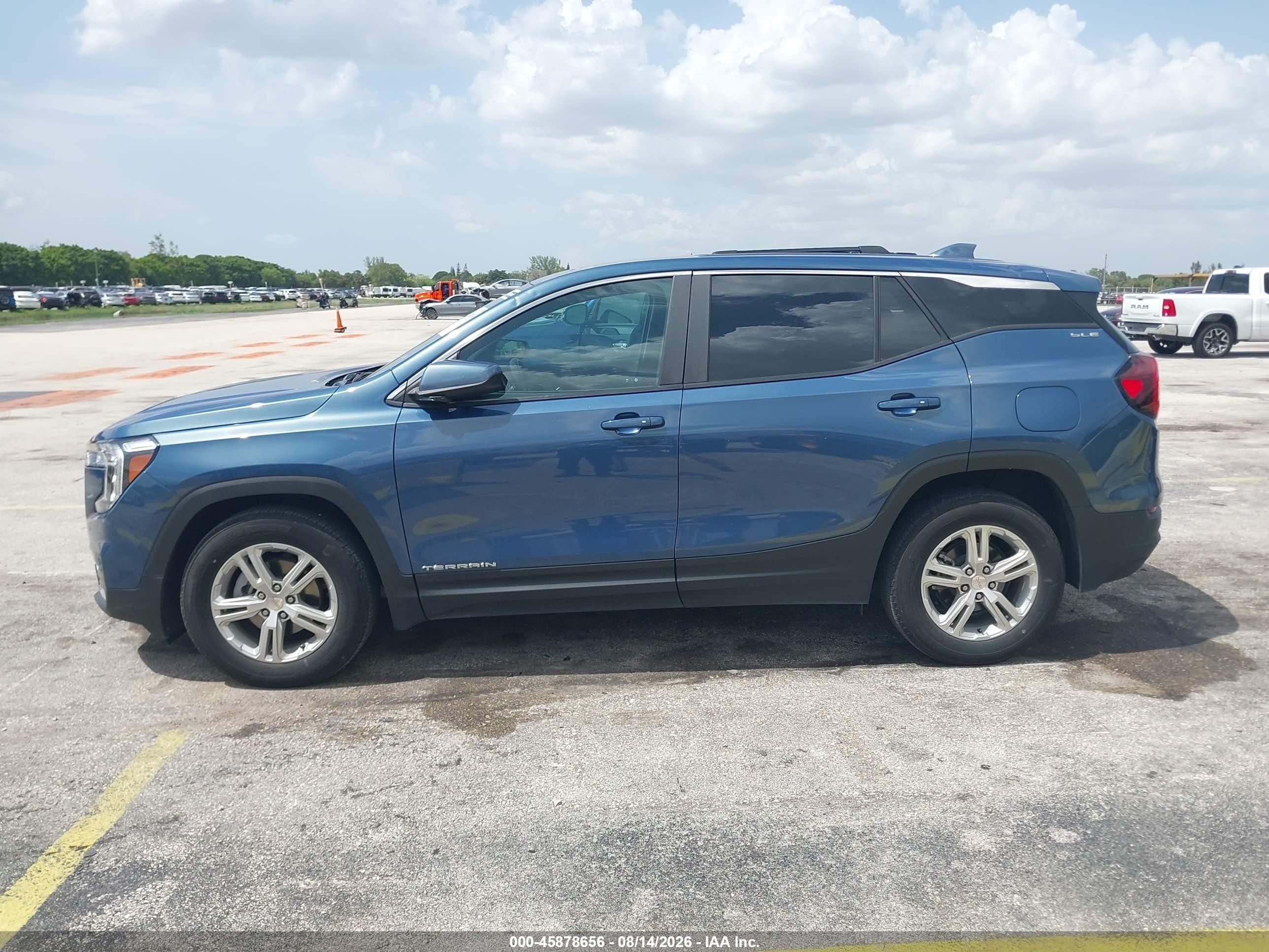 2024 Gmc Terrain Fwd Sle Blue vin: 3GKALMEG6RL366493