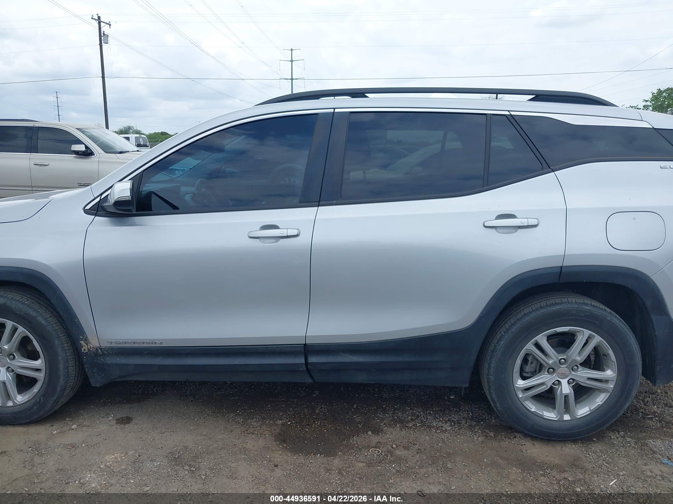 2022 Gmc Terrain Fwd Sle Silver vin: 3GKALMEV2NL124647