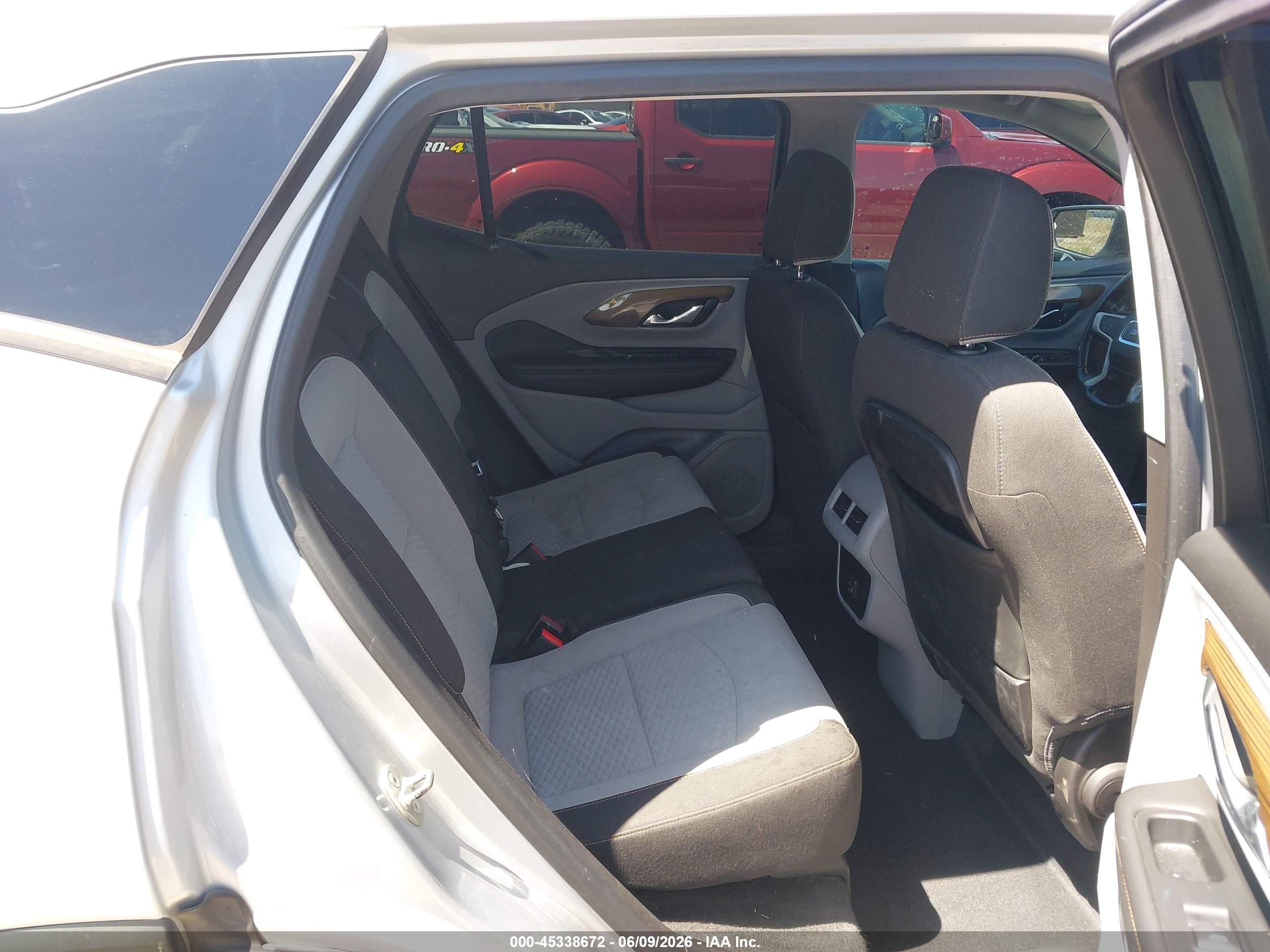 2018 Gmc Terrain Sle Silver vin: 3GKALMEV6JL295363