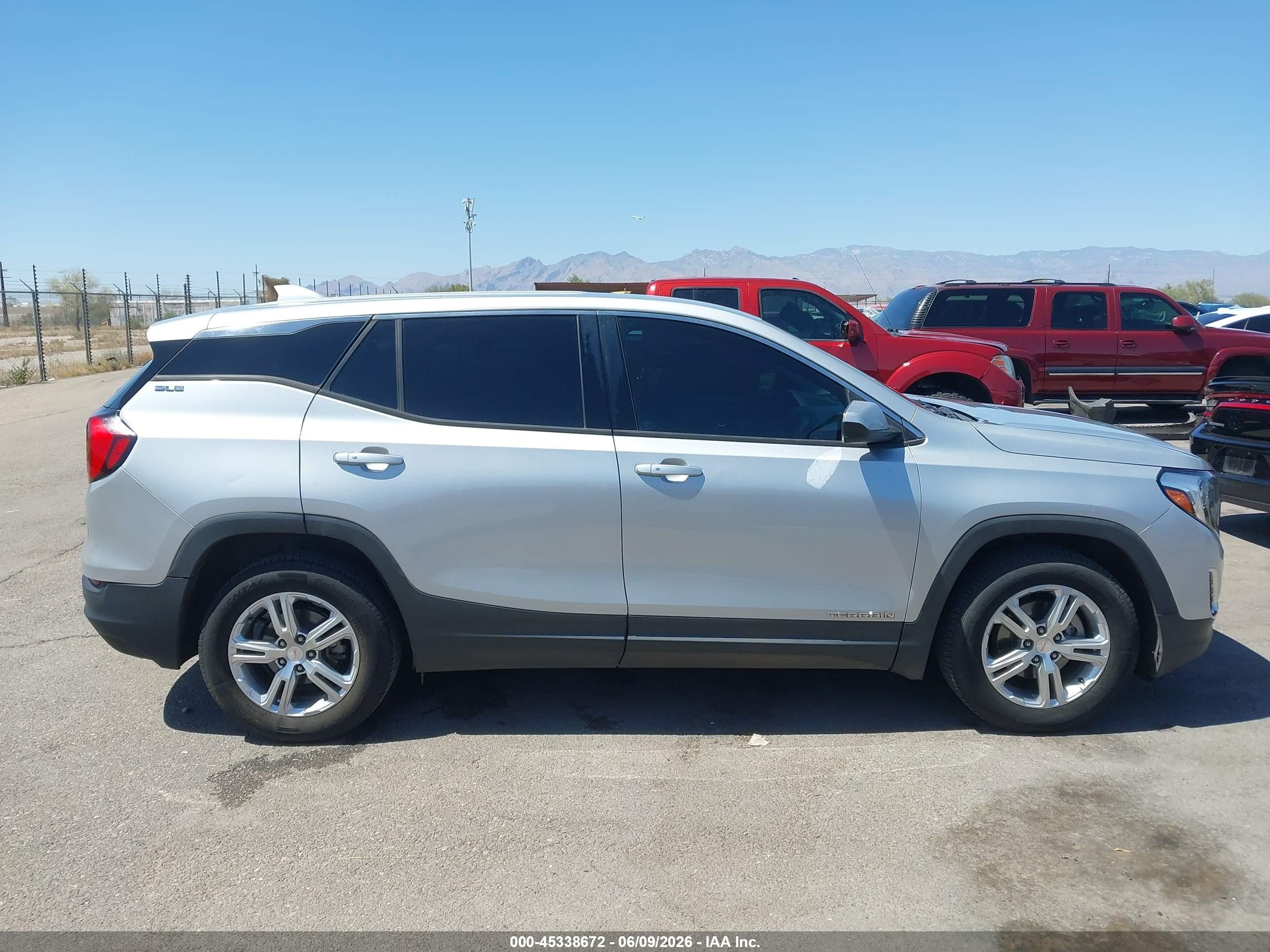 2018 Gmc Terrain Sle Silver vin: 3GKALMEV6JL295363