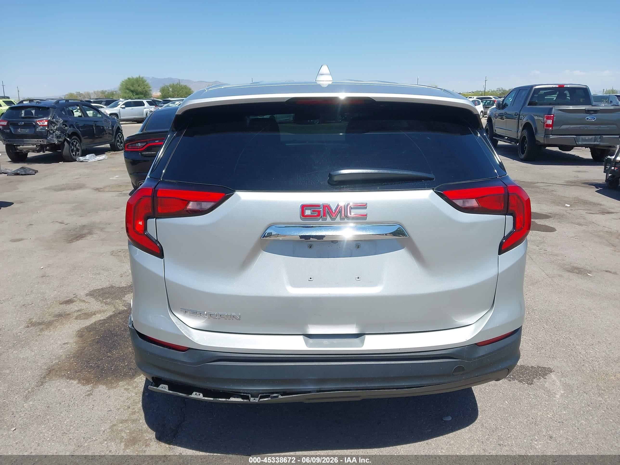 2018 Gmc Terrain Sle Silver vin: 3GKALMEV6JL295363