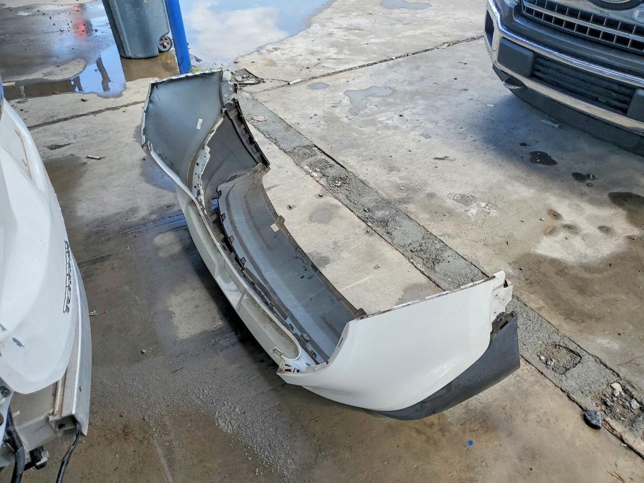 2020 Gmc Terrain Sle White vin: 3GKALMEV8LL144771