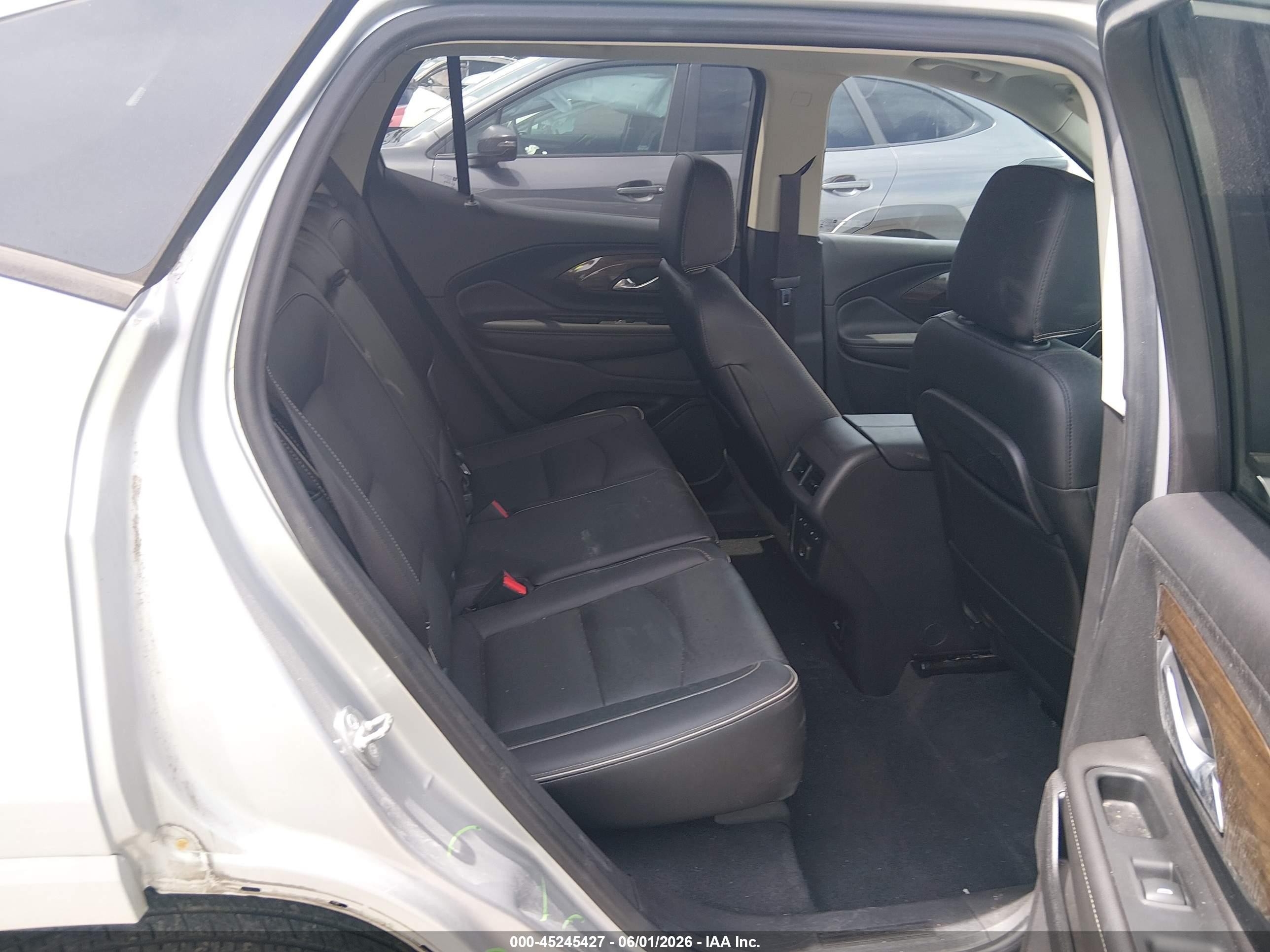 2020 Gmc Terrain Fwd Denali Silver vin: 3GKALSEX0LL182081