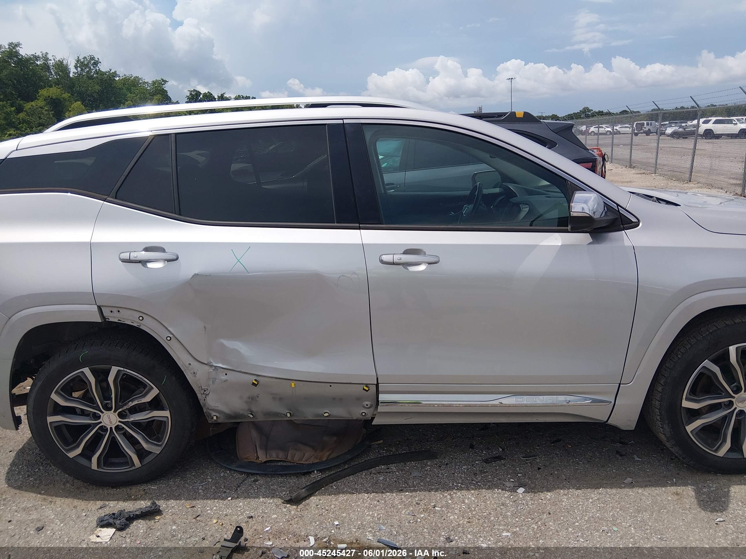 2020 Gmc Terrain Fwd Denali Silver vin: 3GKALSEX0LL182081