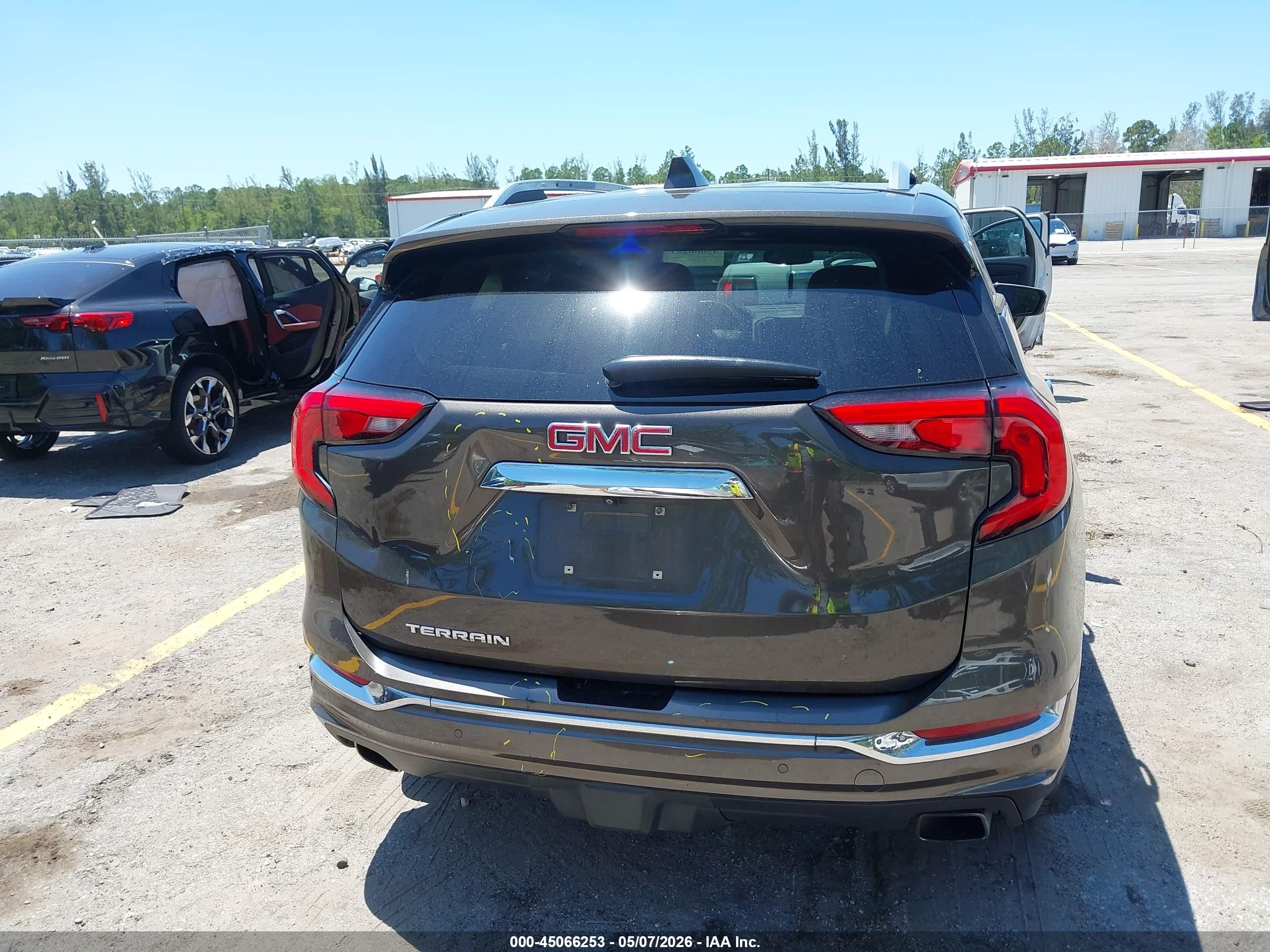 2019 Gmc Terrain Denali Brown vin: 3GKALSEX1KL275495