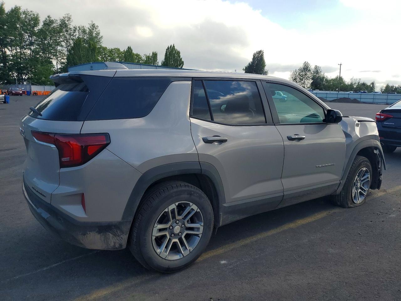2025 Gmc Terrain Elevation Серебряный vin: 3GKALUEG3SL326748