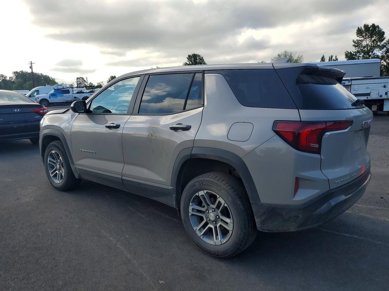 2025 Gmc Terrain Elevation Серебряный vin: 3GKALUEG3SL326748
