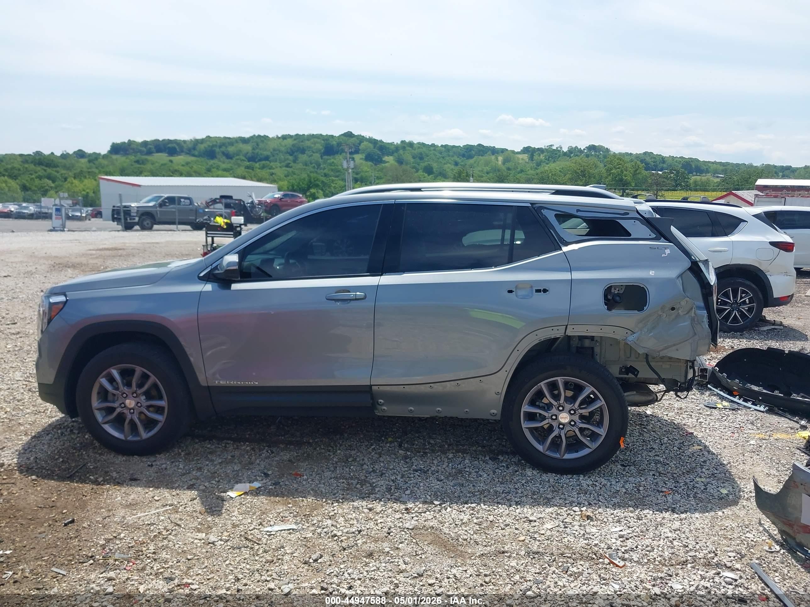 2023 Gmc Terrain Awd Slt Silver vin: 3GKALVEG2PL117014