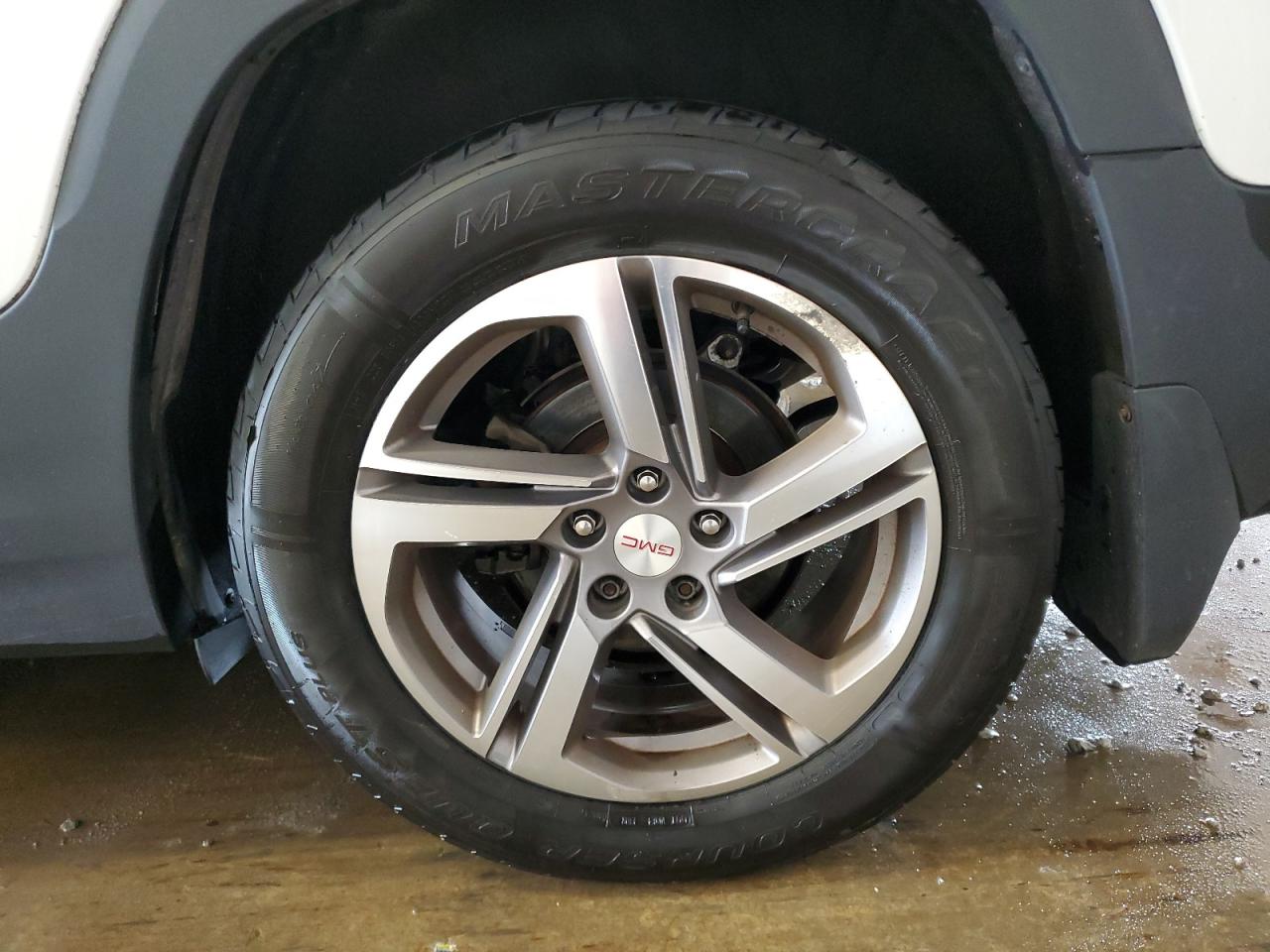2018 Gmc Terrain Slt White vin: 3GKALVEV3JL369473 Damage: Left Rear Wheel, Curb Rash, 1 To 2 Inches