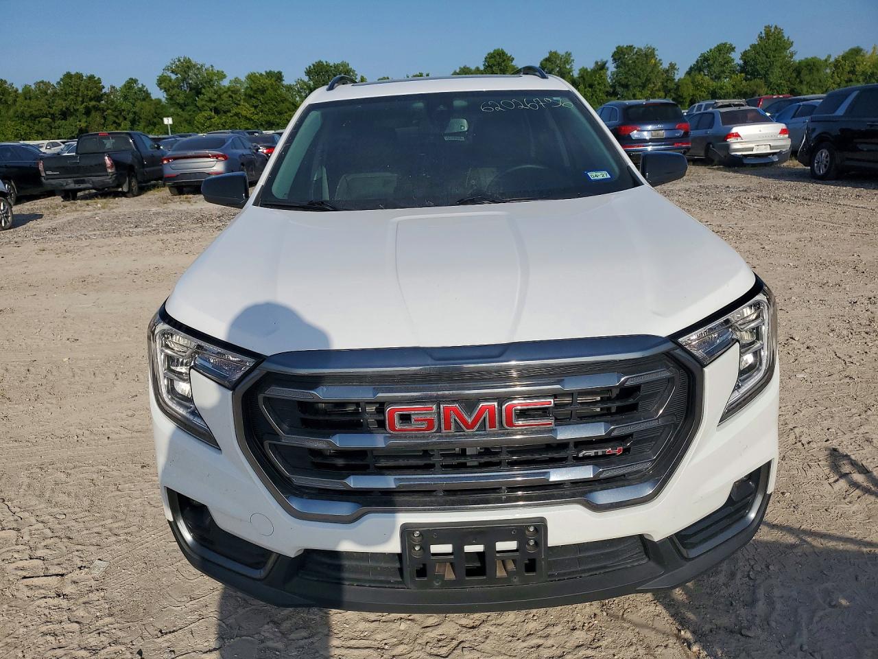 2024 Gmc Terrain At4 White vin: 3GKALYEG6RL388341