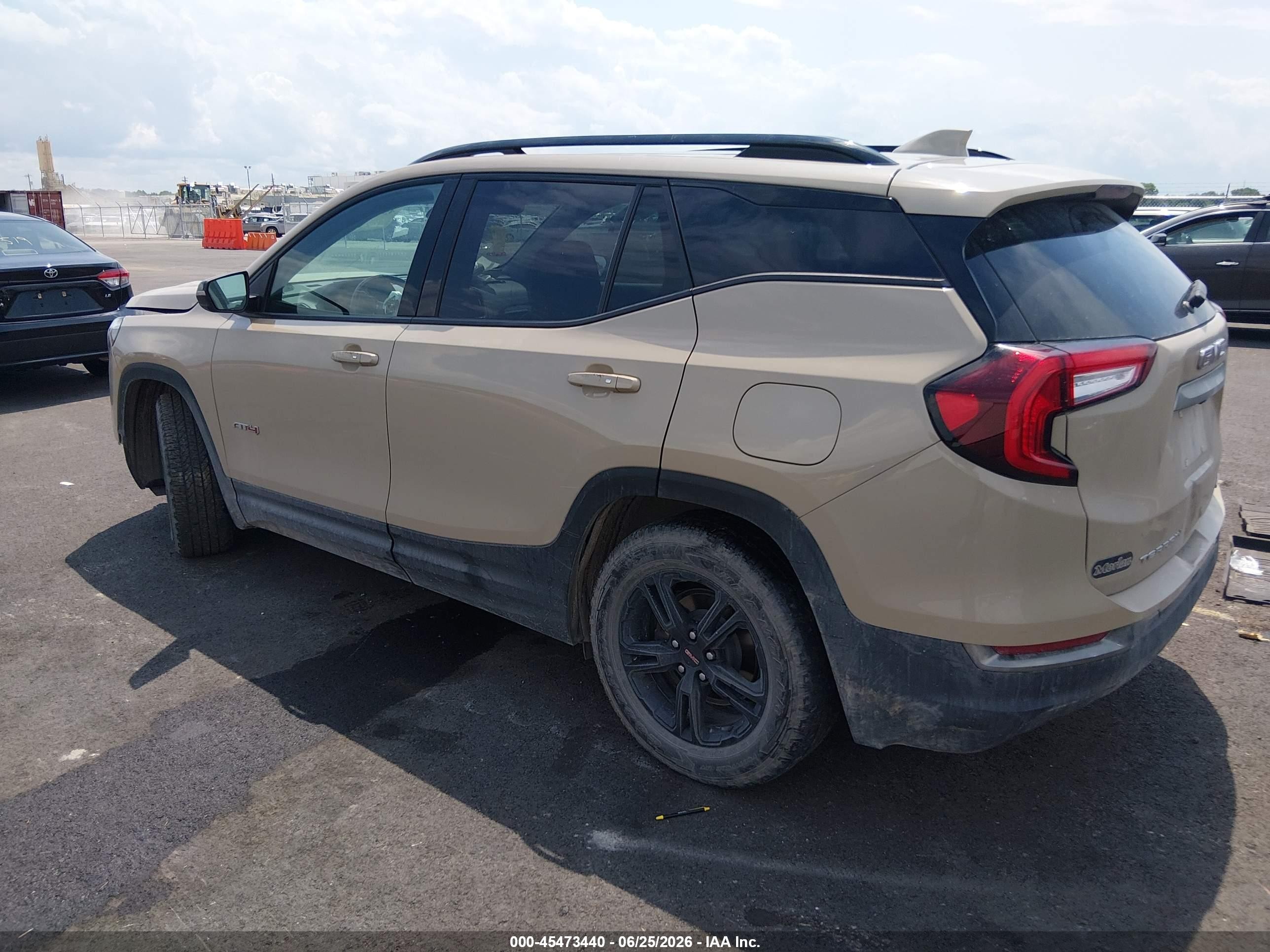 2022 Gmc Terrain Awd At4 Gold vin: 3GKALYEV9NL293314