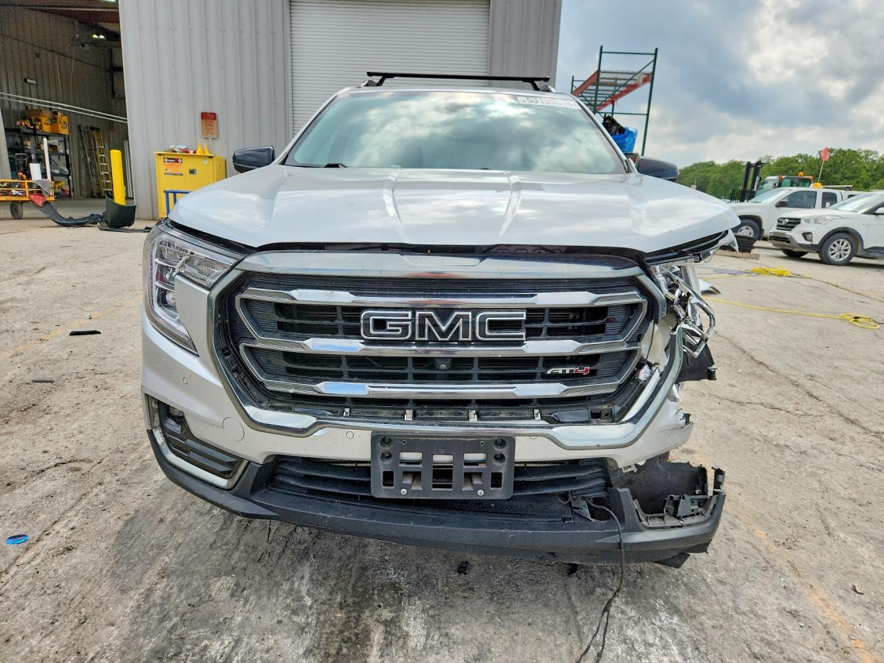 2022 Gmc Terrain At4 Silver vin: 3GKALYEVXNL154017