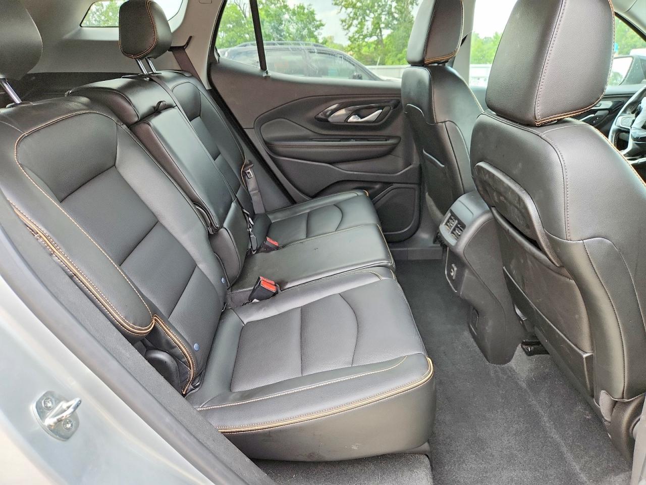 2022 Gmc Terrain At4 Silver vin: 3GKALYEVXNL154017