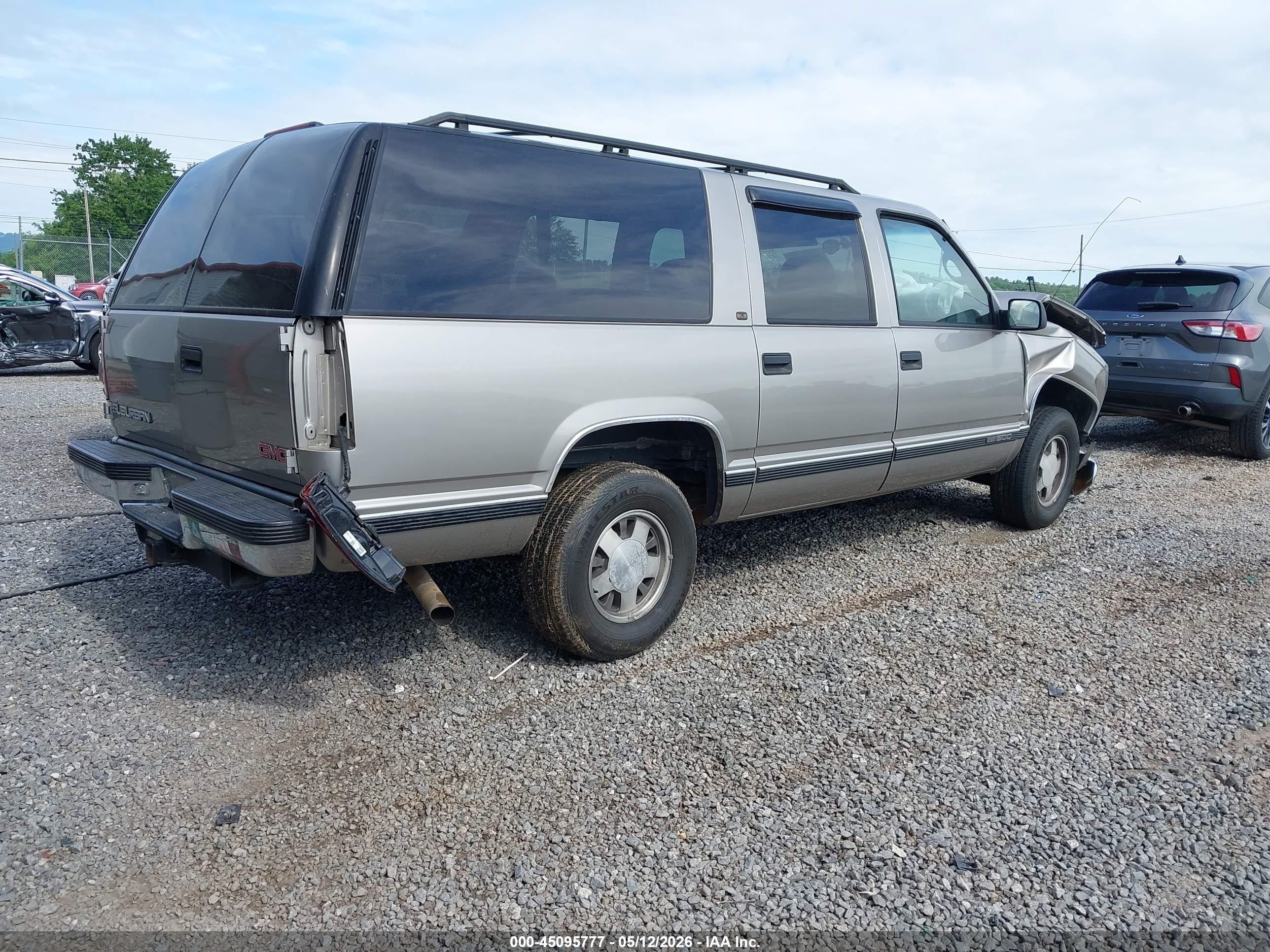1999 Gmc Suburban 1500 Slt Cmi Gold vin: 3GKEC16R9XG531488