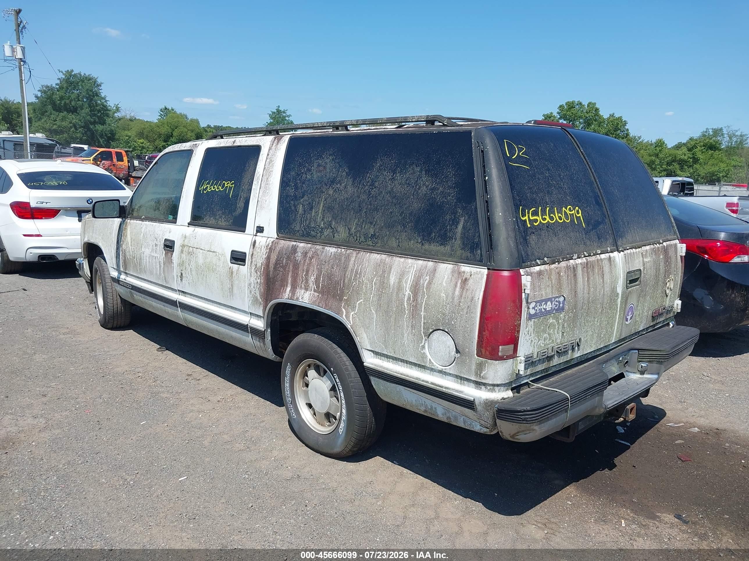 1997 Gmc Suburban Slt Cmi (not Available) White vin: 3GKEC16RXVG512073