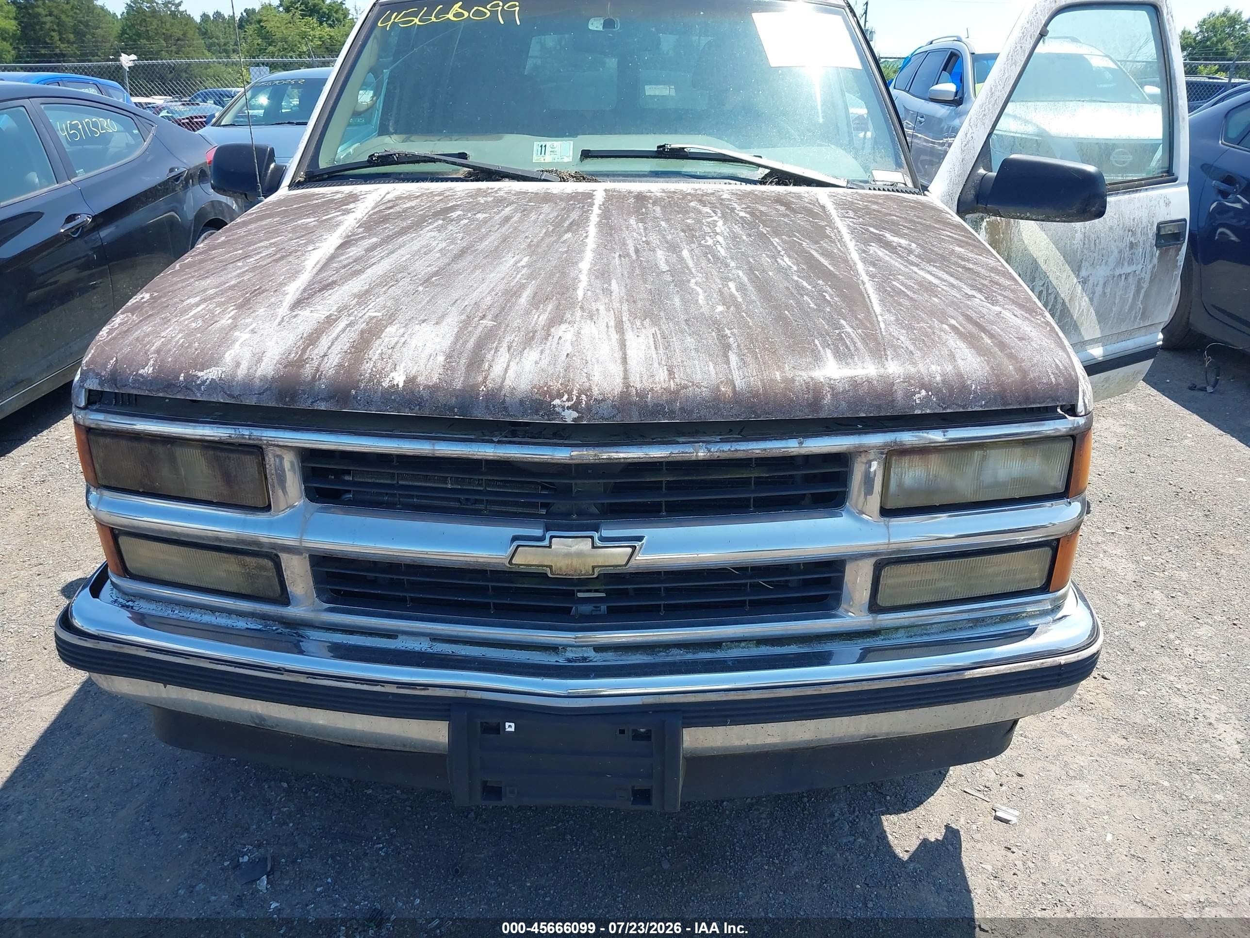 1997 Gmc Suburban Slt Cmi (not Available) White vin: 3GKEC16RXVG512073