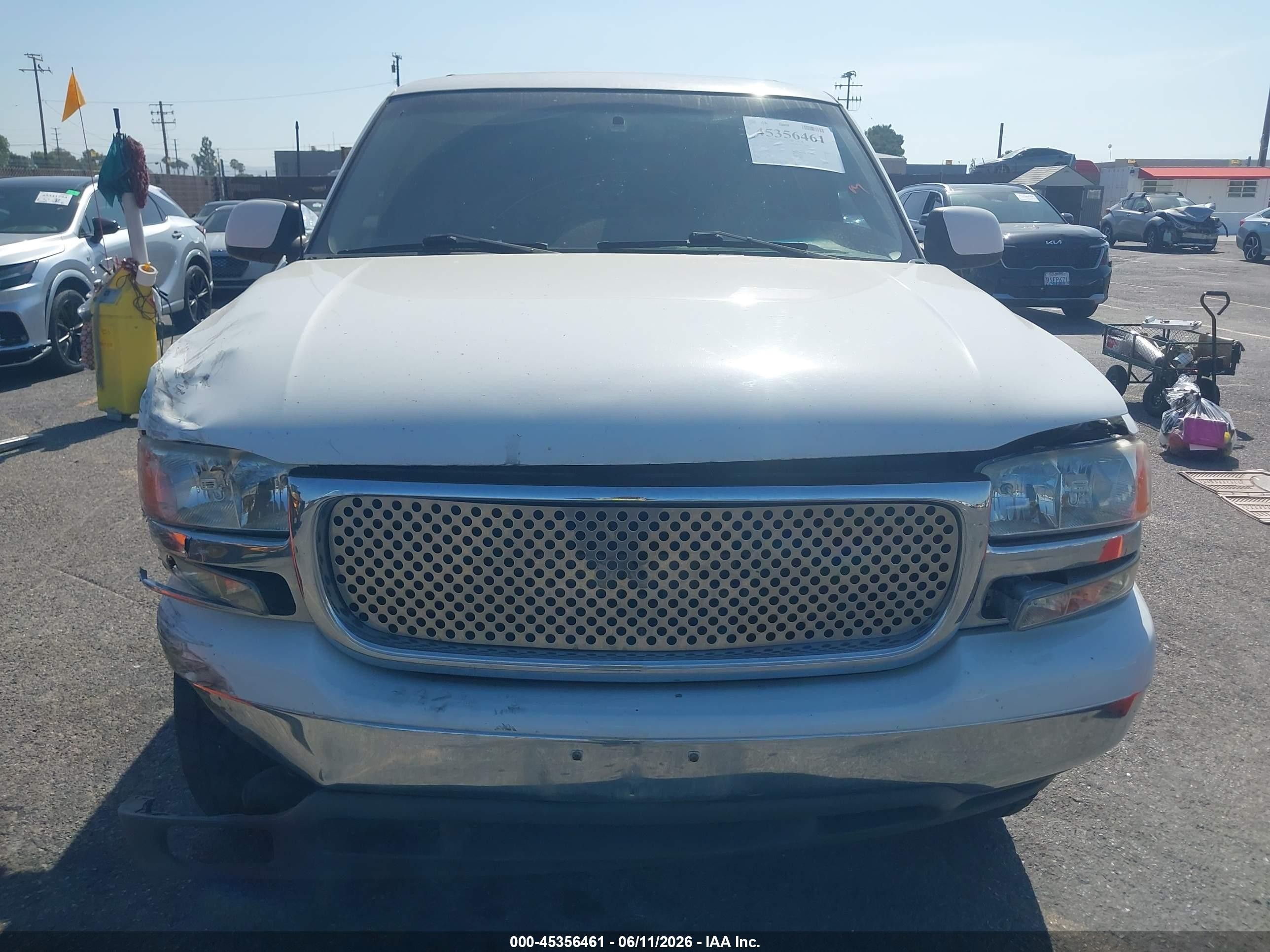 2003 Gmc Yukon Xl 1500 Sle White vin: 3GKEC16T03G225575