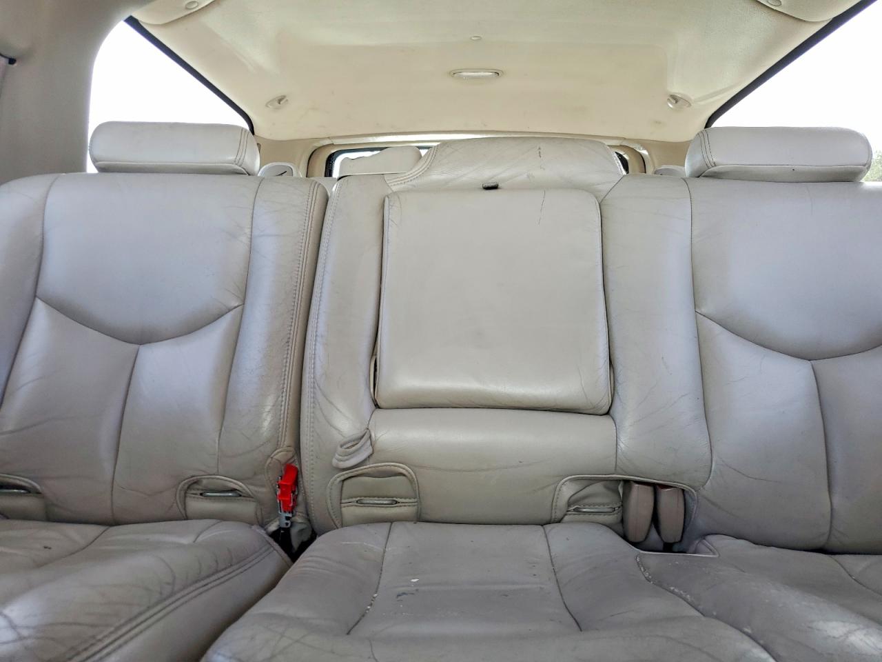 2004 Gmc Yukon Xl C1500 Белый vin: 3GKEC16T04G193406